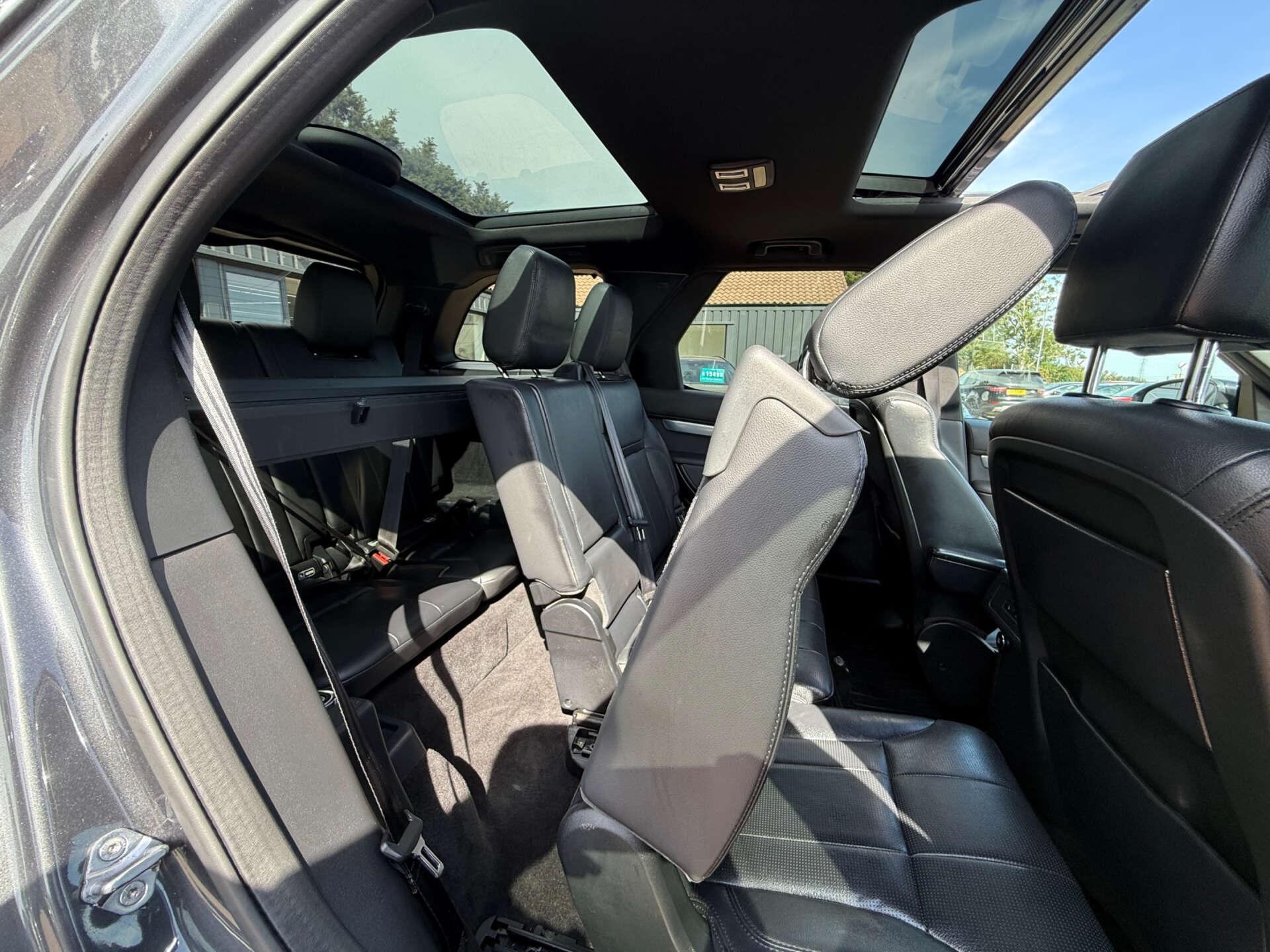 Land Rover Discovery view 71