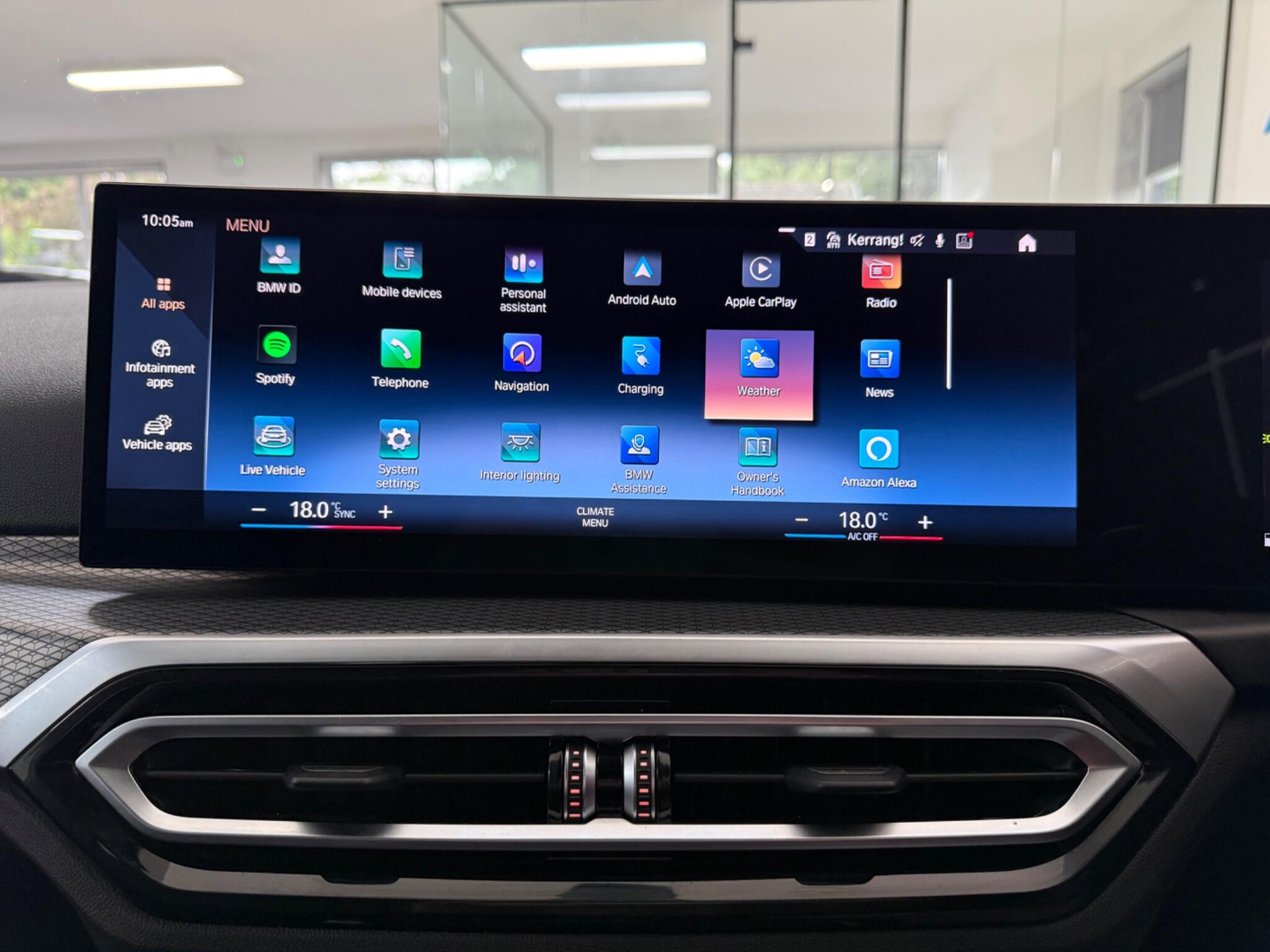 BMW 3 Series view 22