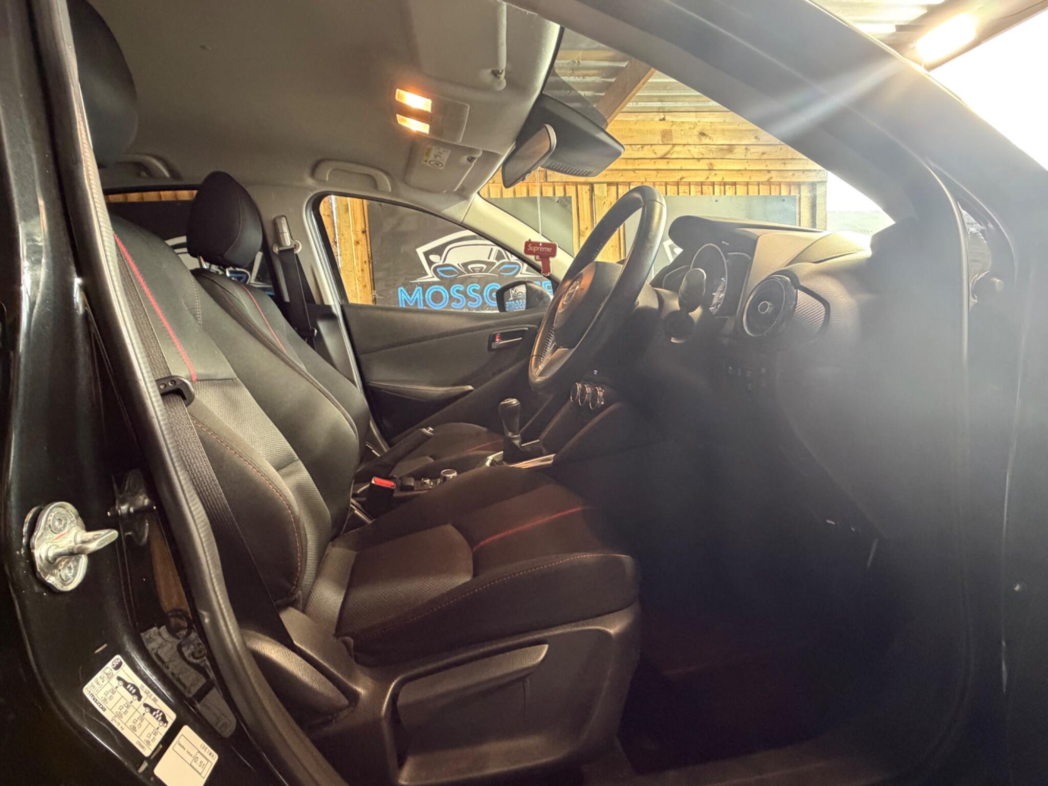 Mazda Mazda2 view 8
