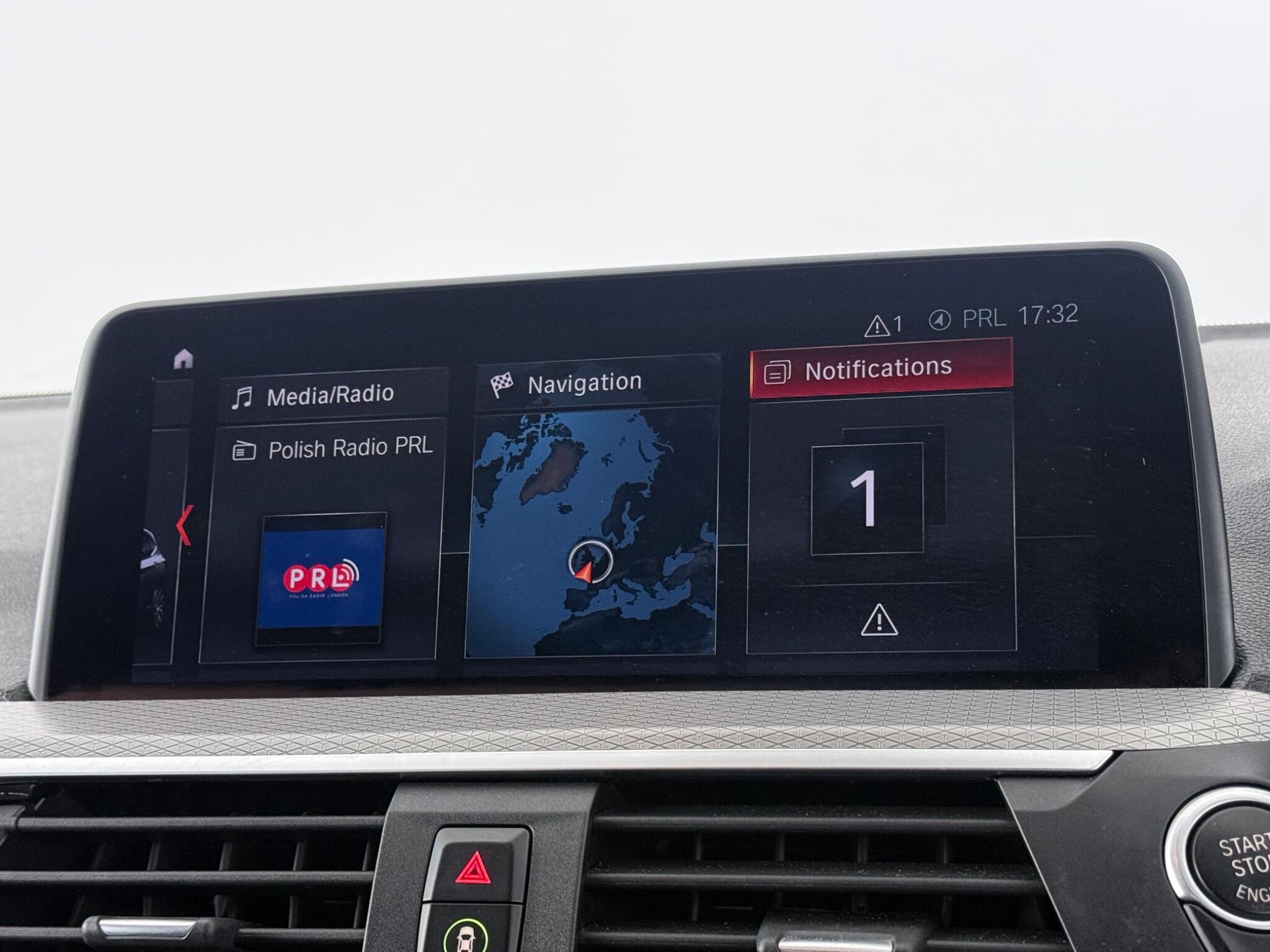BMW X3 view 24