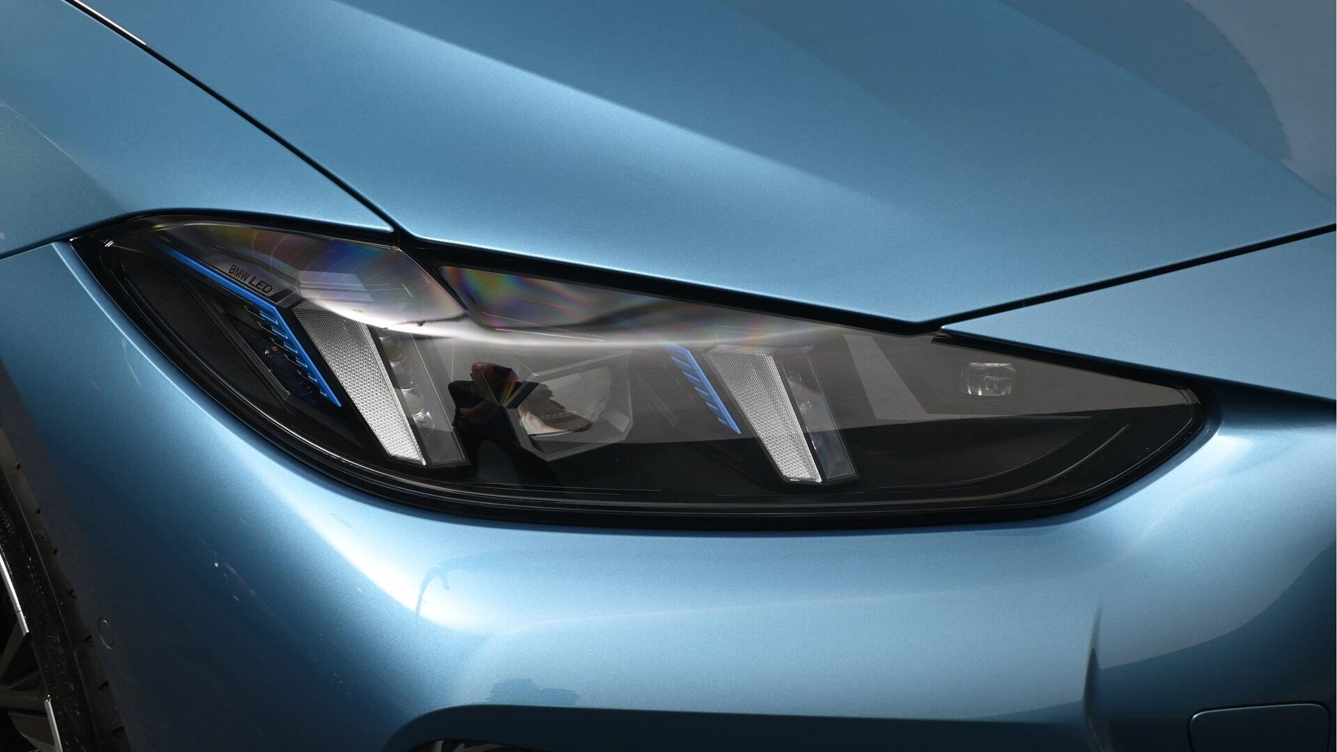 BMW i4 view 24