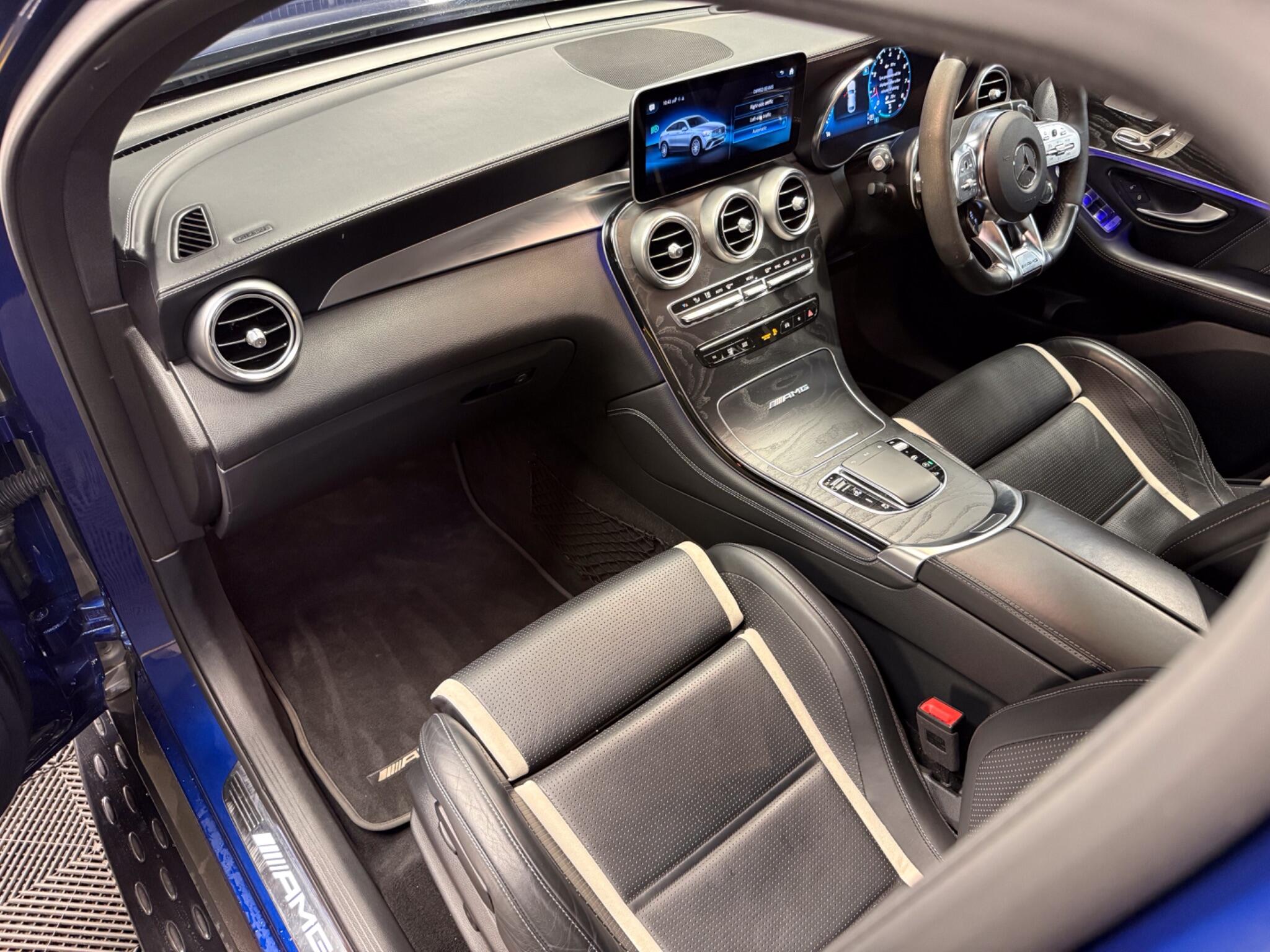Mercedes-Benz GLC view 23