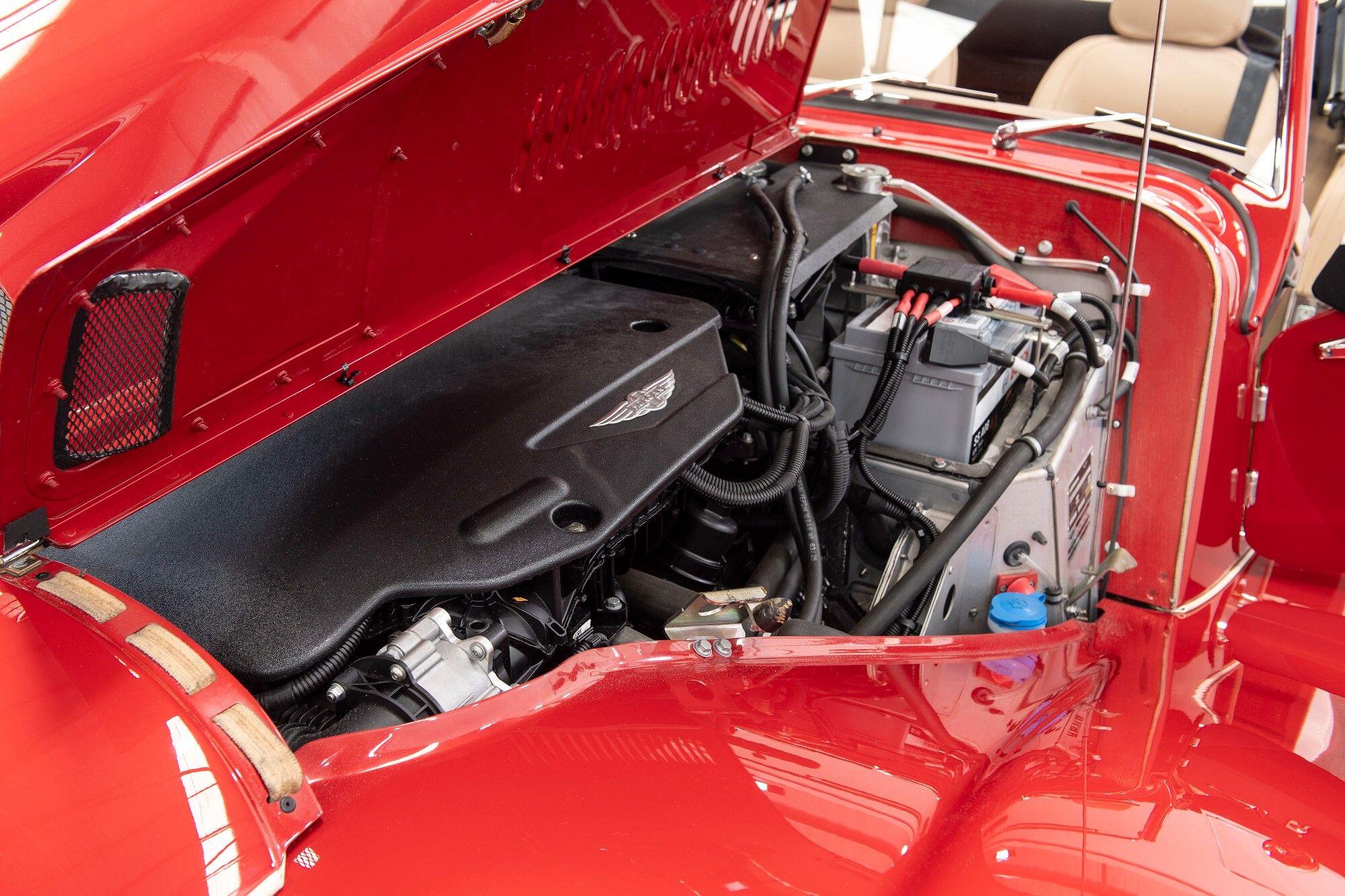 Morgan Plus Six view 24