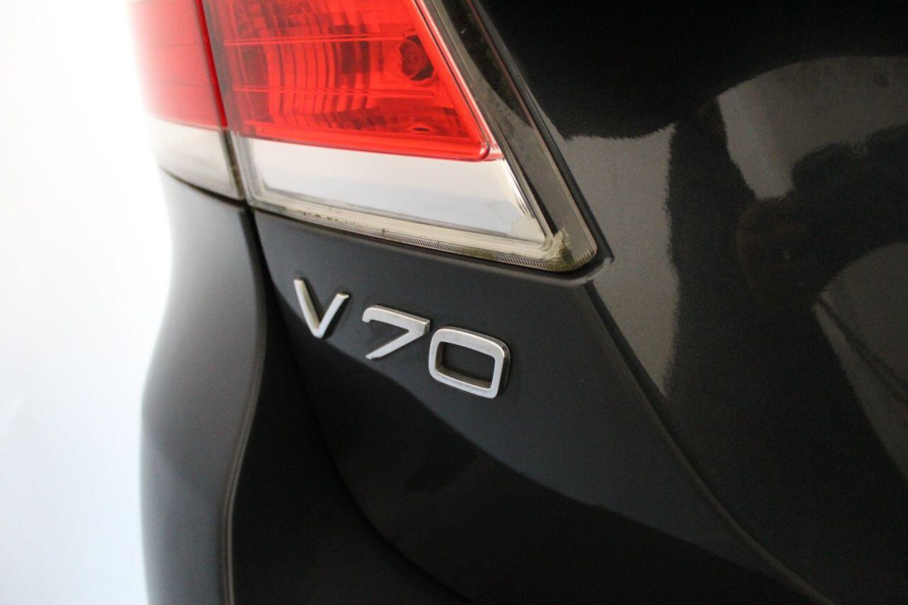 Volvo V70 view 18