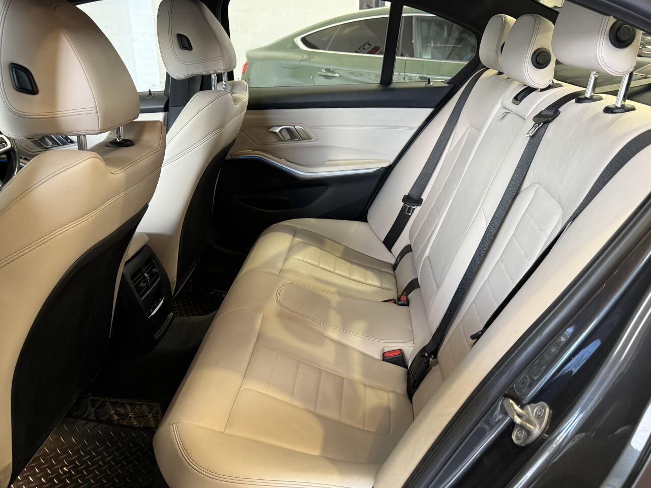 BMW 3 Series view 61
