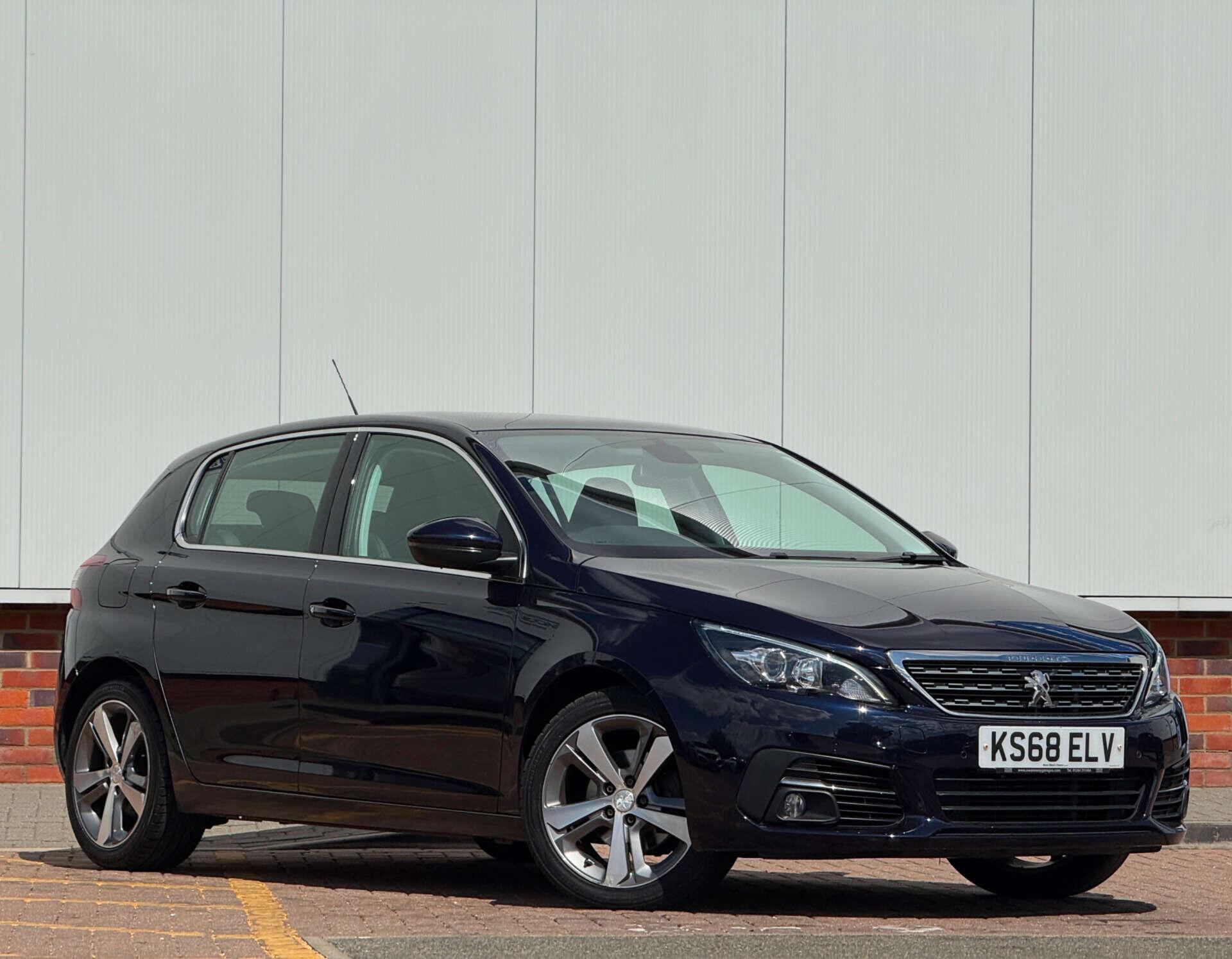 Peugeot 308 view 6