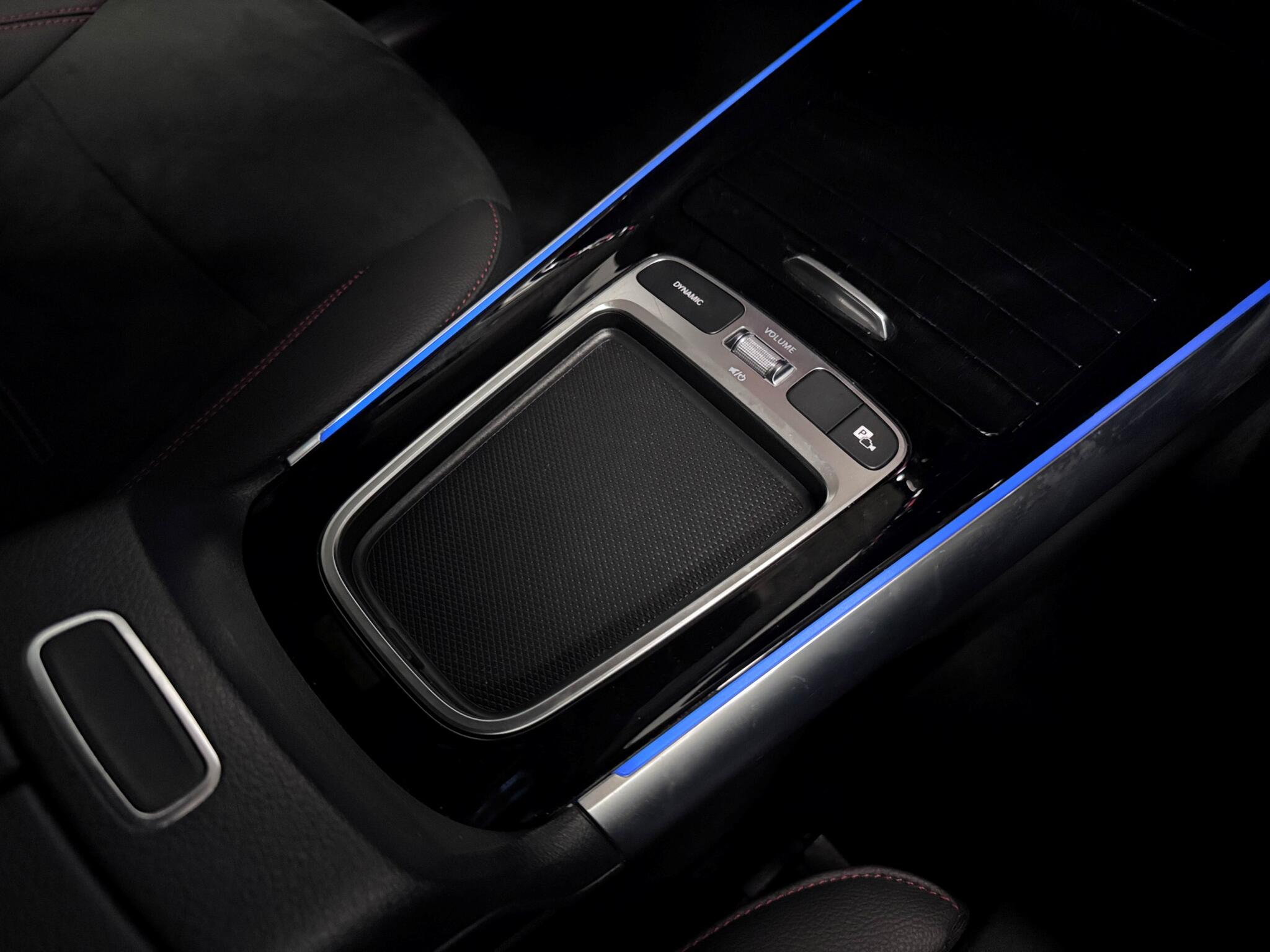 Mercedes-Benz Gla view 37
