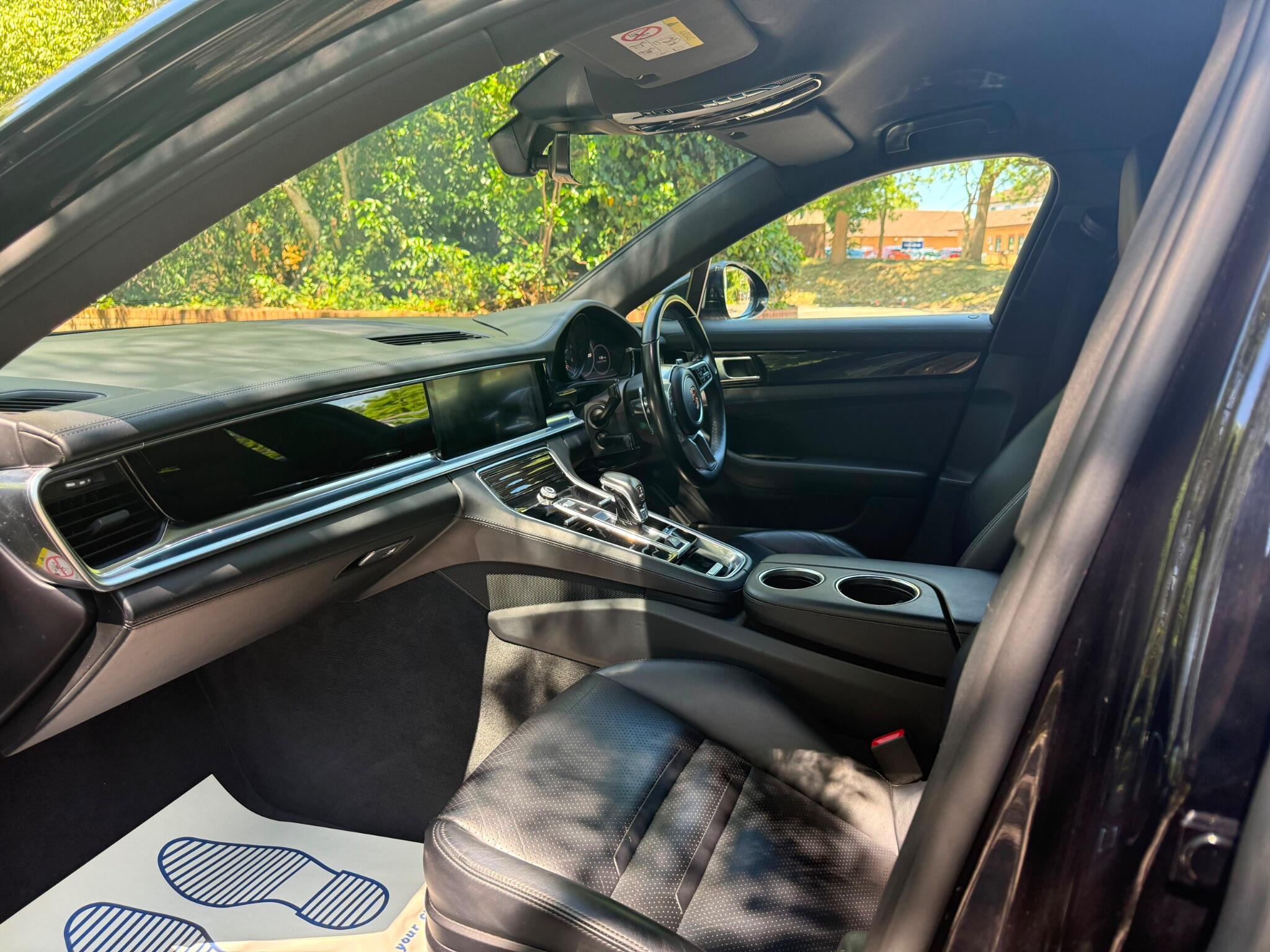 Porsche Panamera view 15