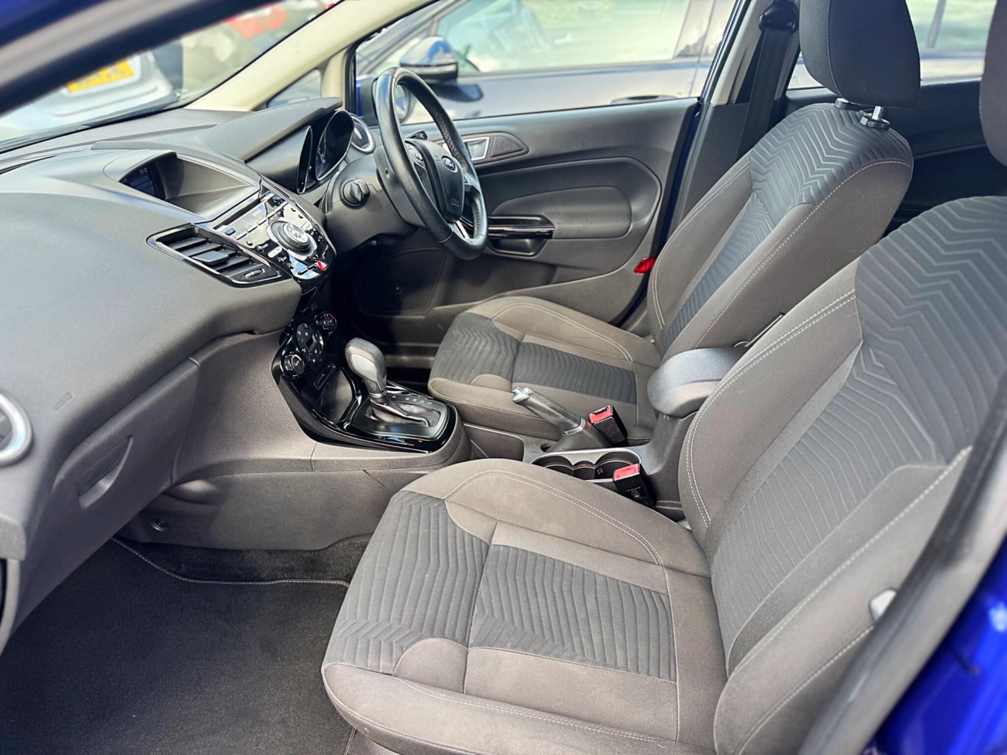2015 Ford Fiesta 1.6 Titanium Powershift Euro 6 5dr image 45