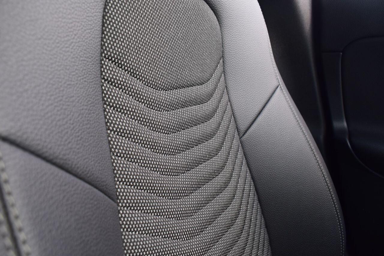 Mercedes-Benz Cla view 40