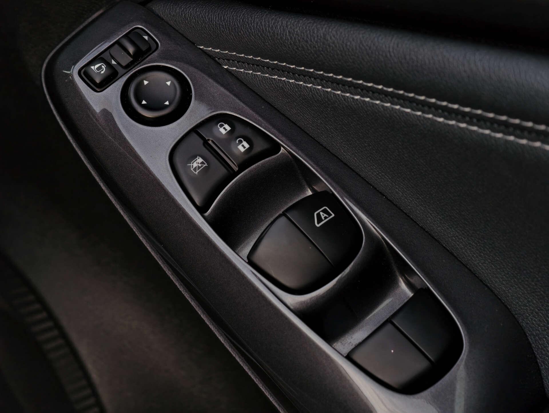 Nissan Juke view 25