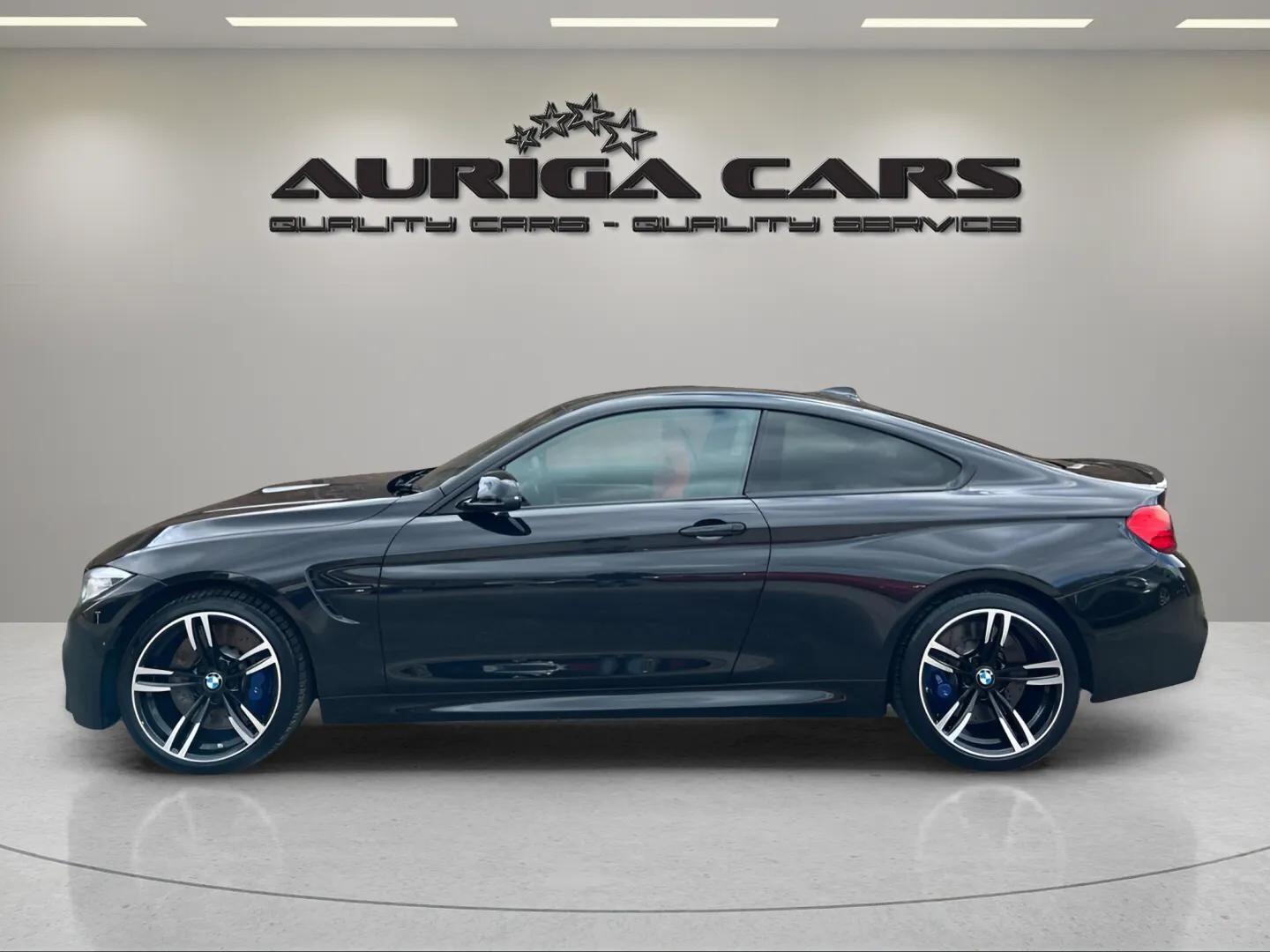 BMW M4 view 8
