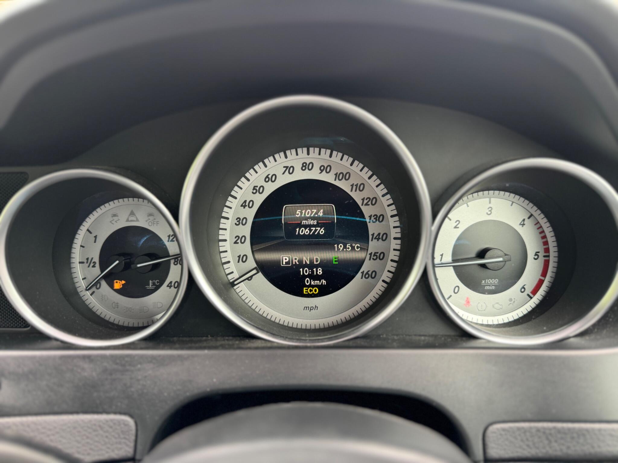 Mercedes-Benz C-Class view 39