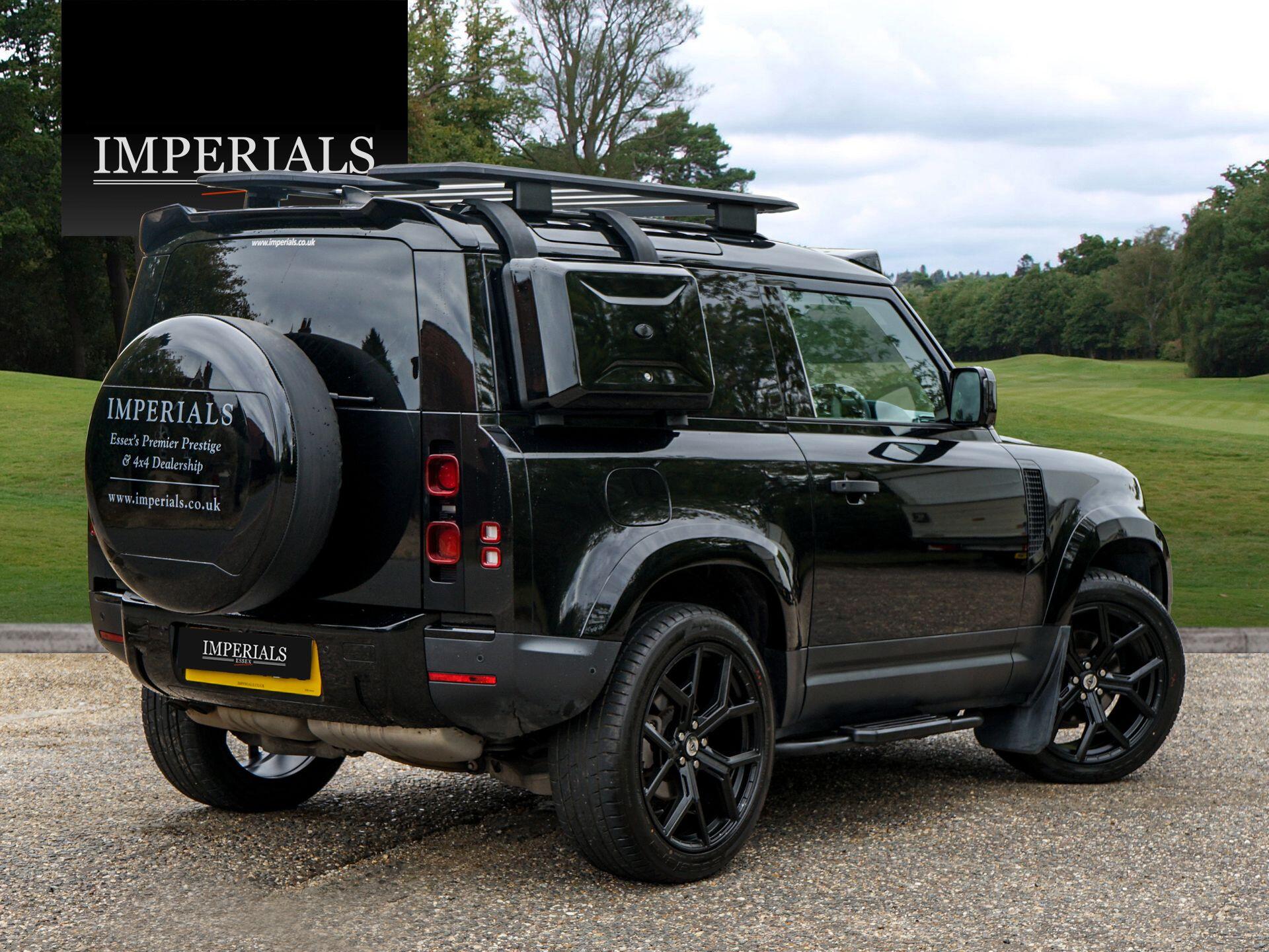 Land Rover Defender view 4