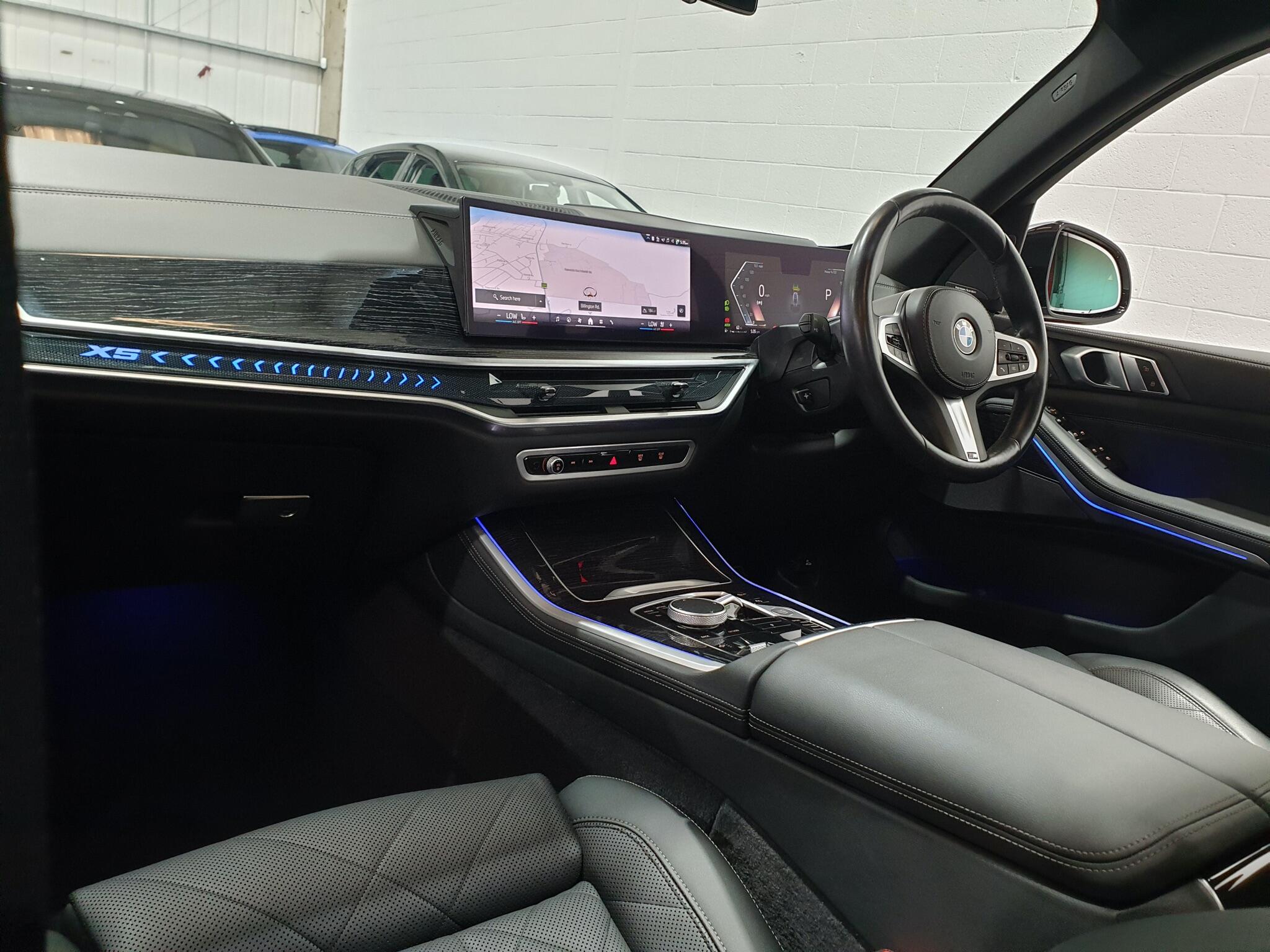 BMW X5 view 56