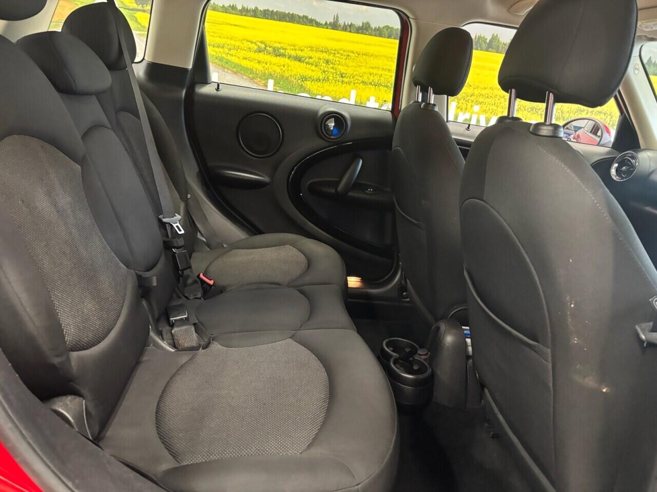 MINI Countryman view 23