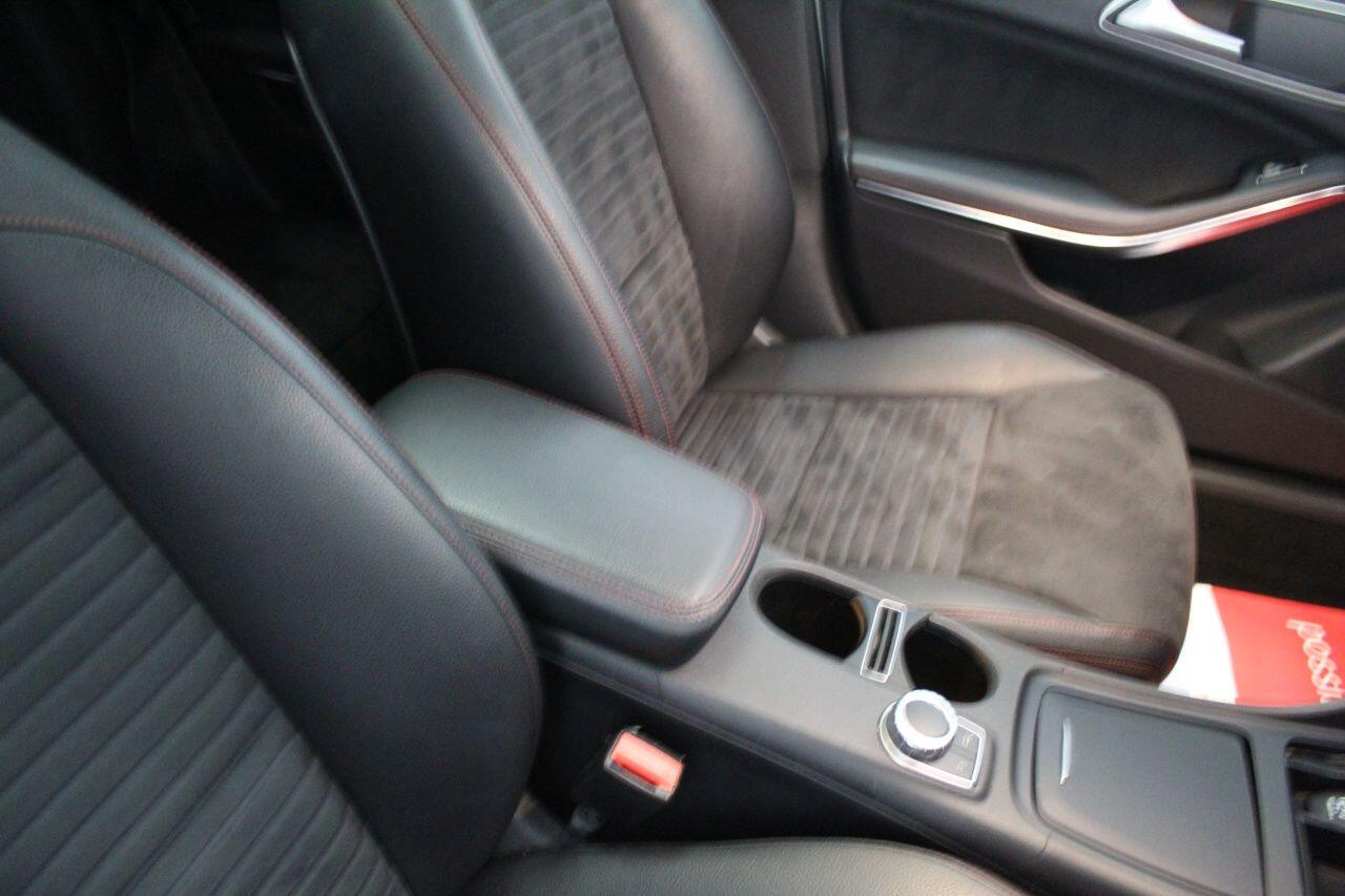 Mercedes-Benz Cla view 45