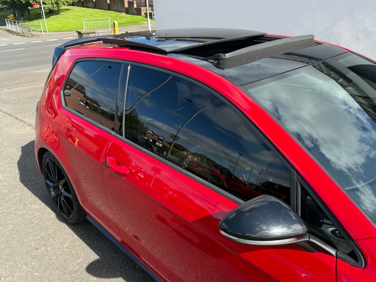 Volkswagen Golf view 14