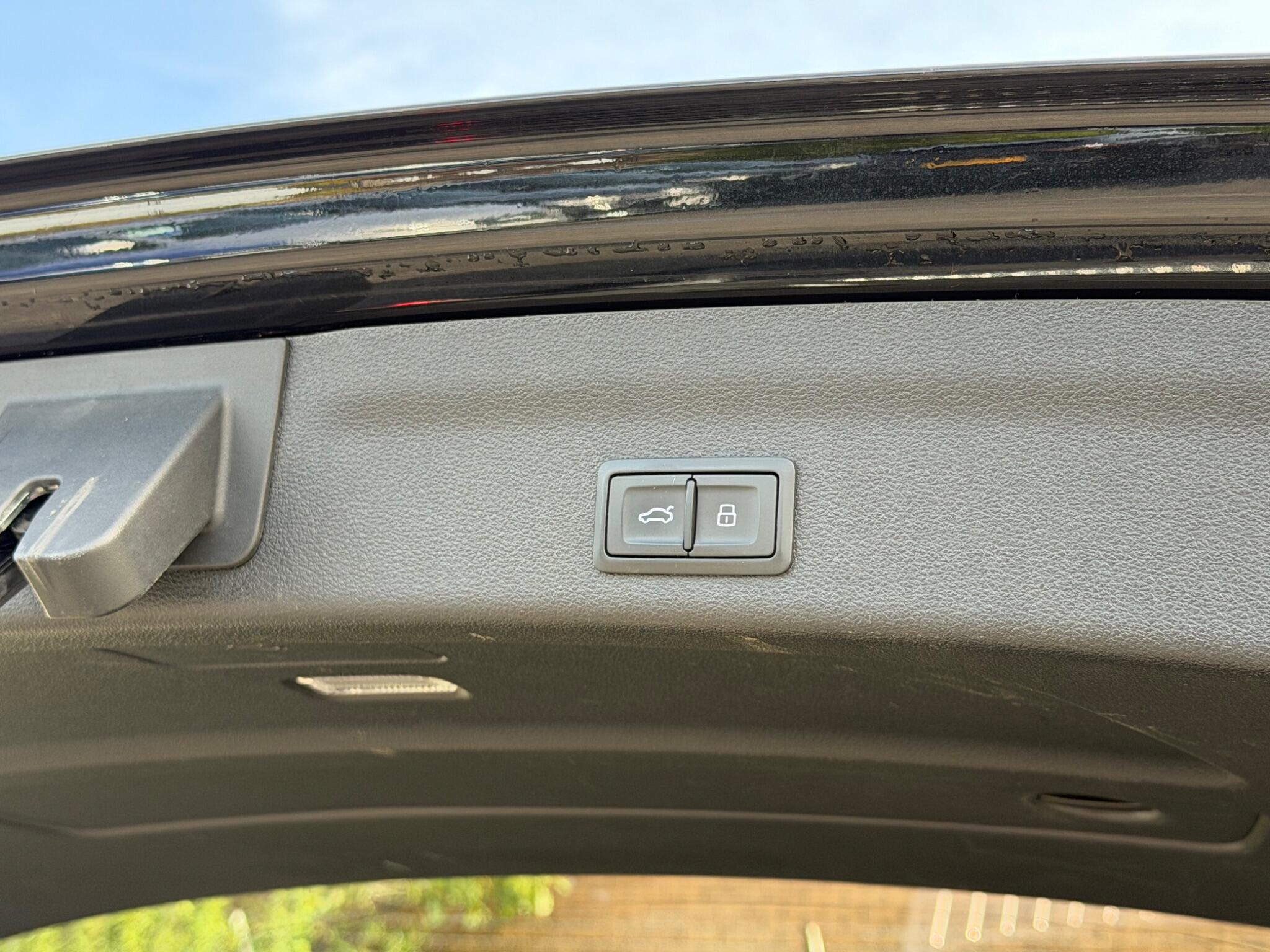 Audi A6 view 52