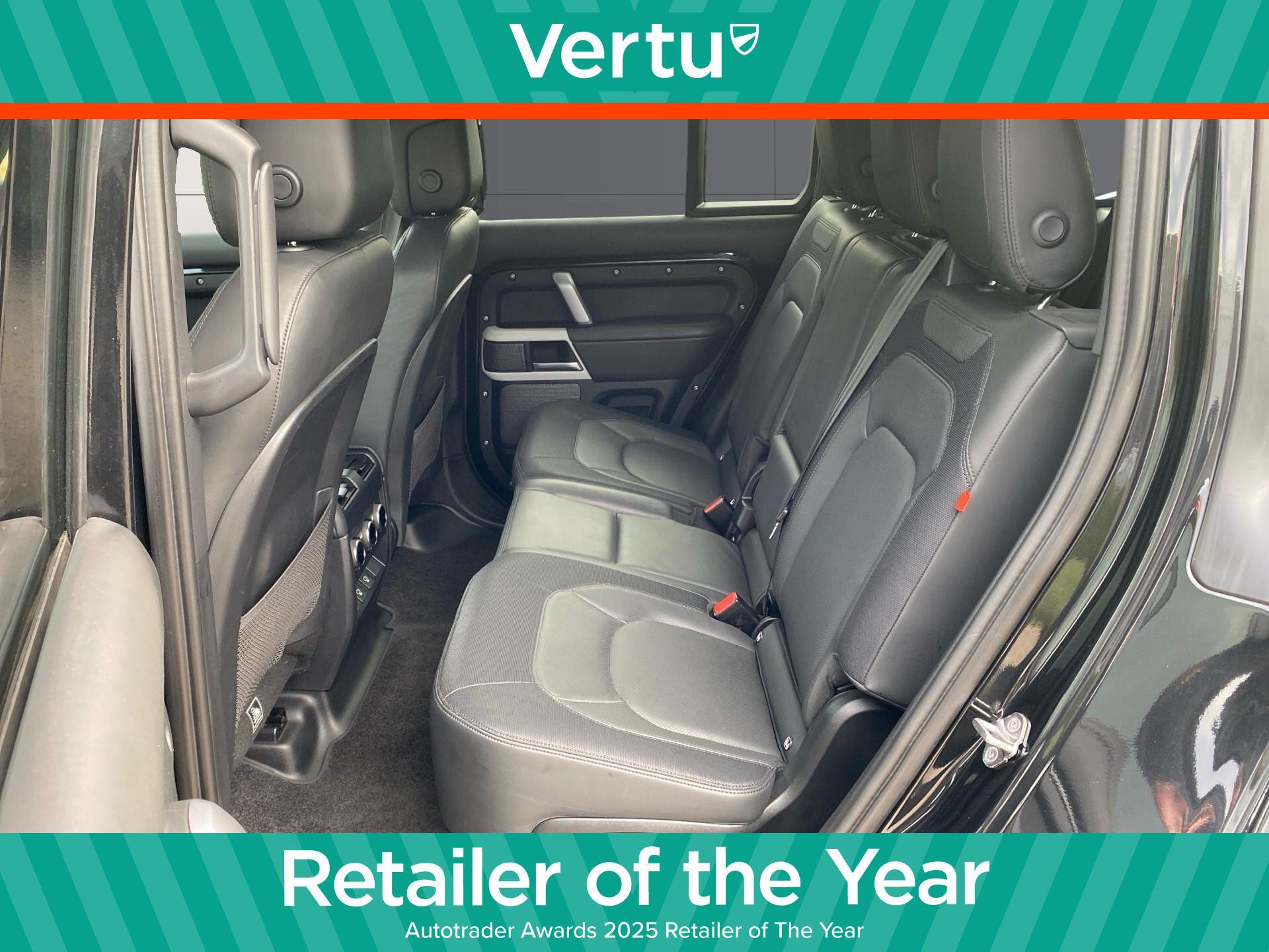 Land Rover Defender view 4