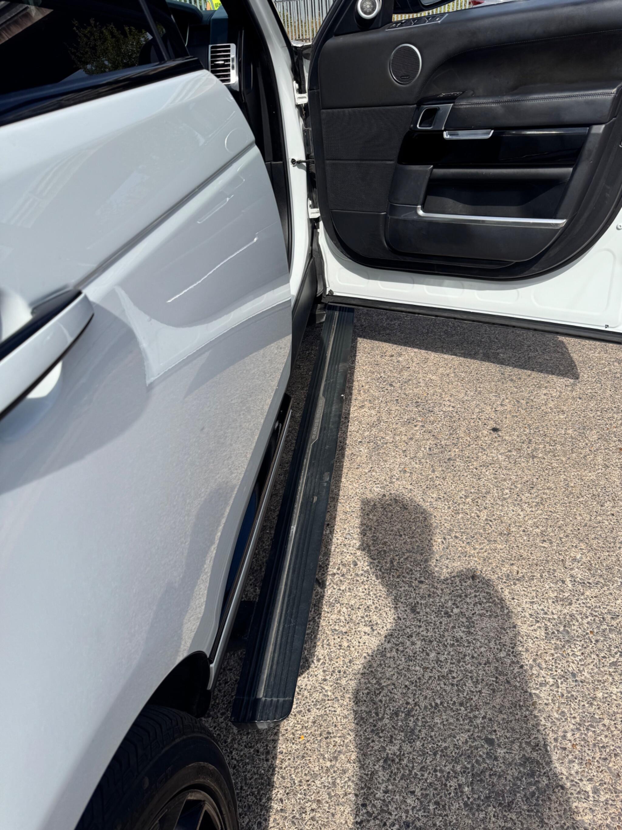 Land Rover Range Rover view 59