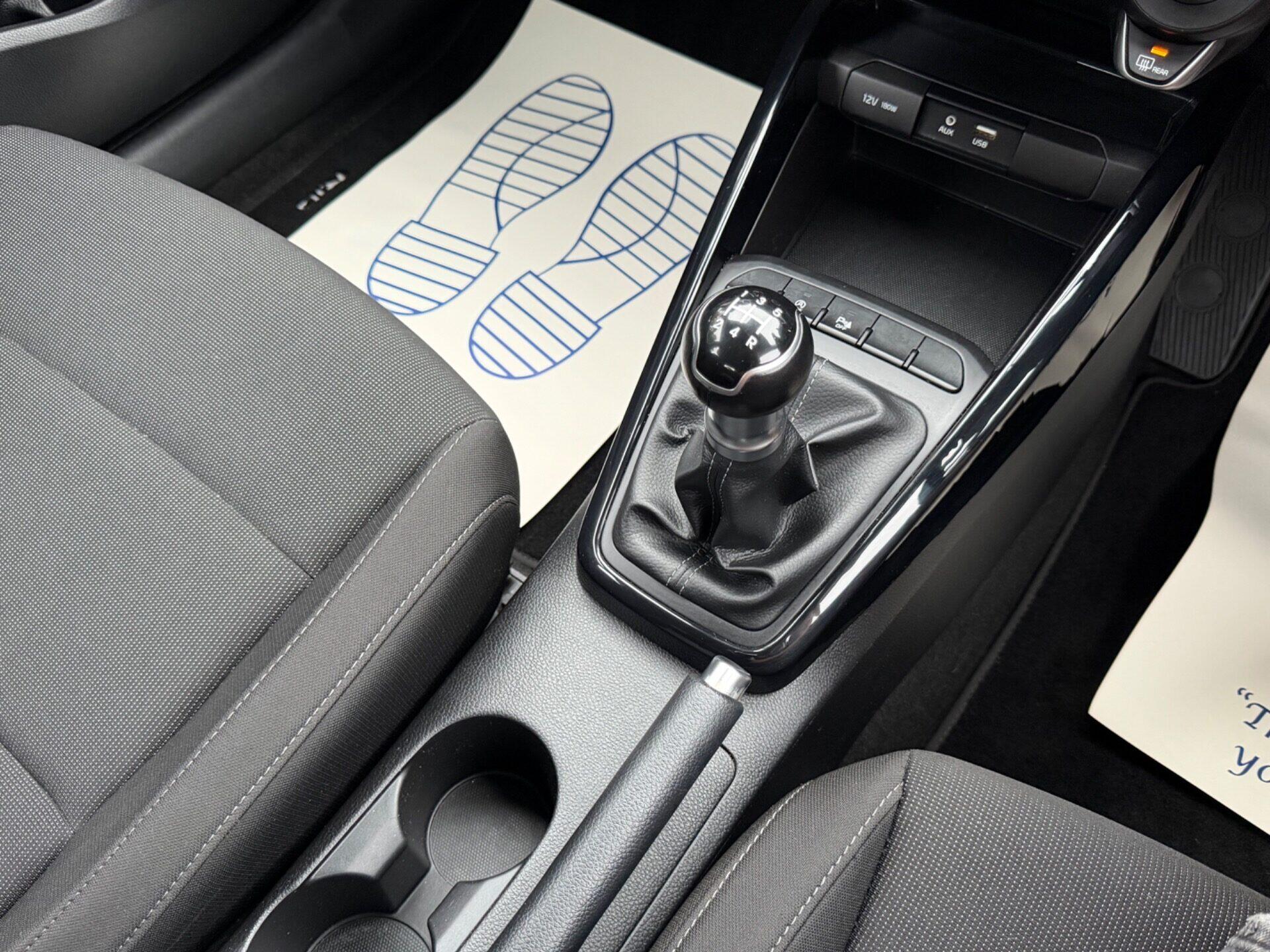 Kia Rio view 10