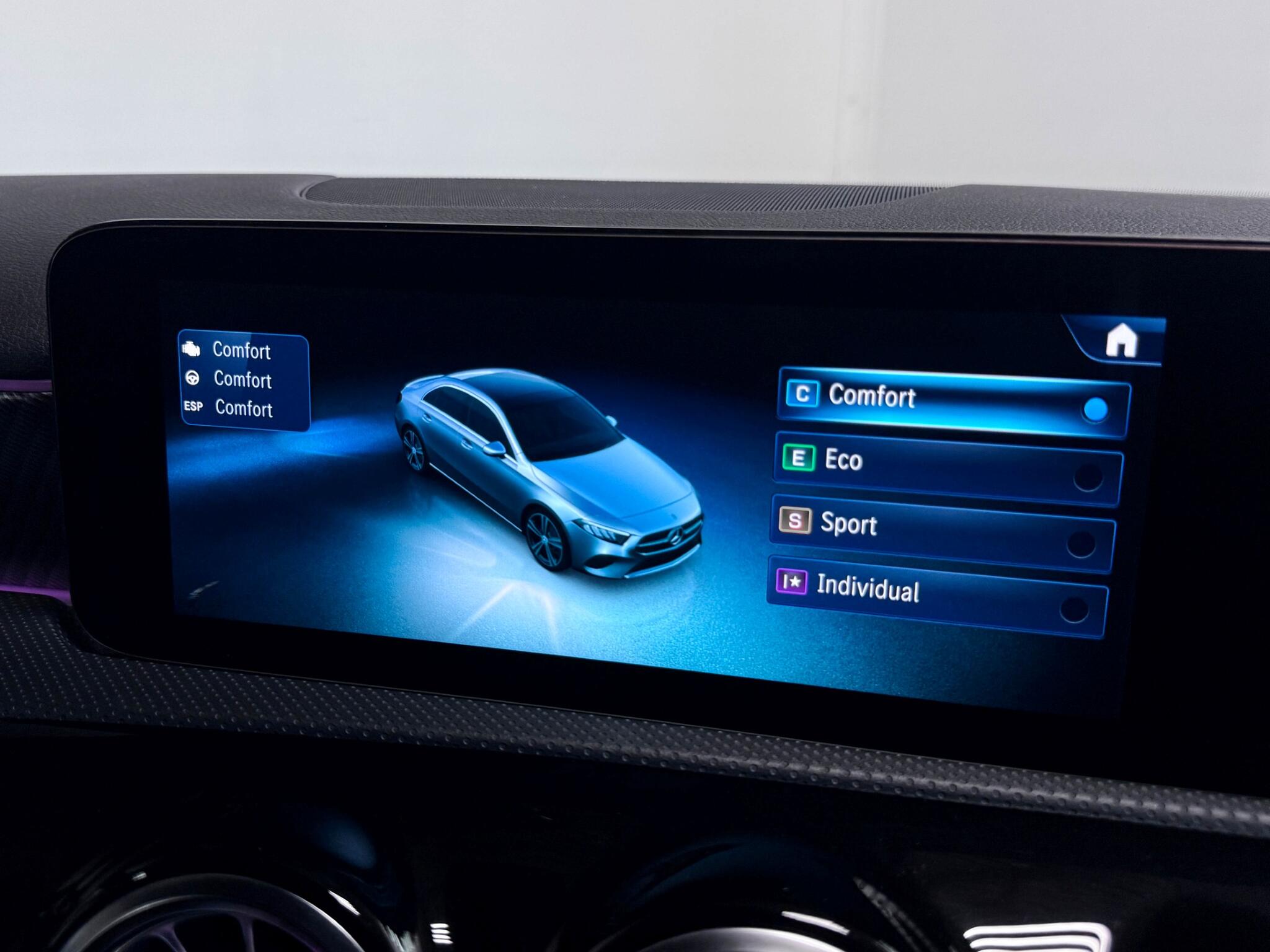 Mercedes-Benz A Class view 60