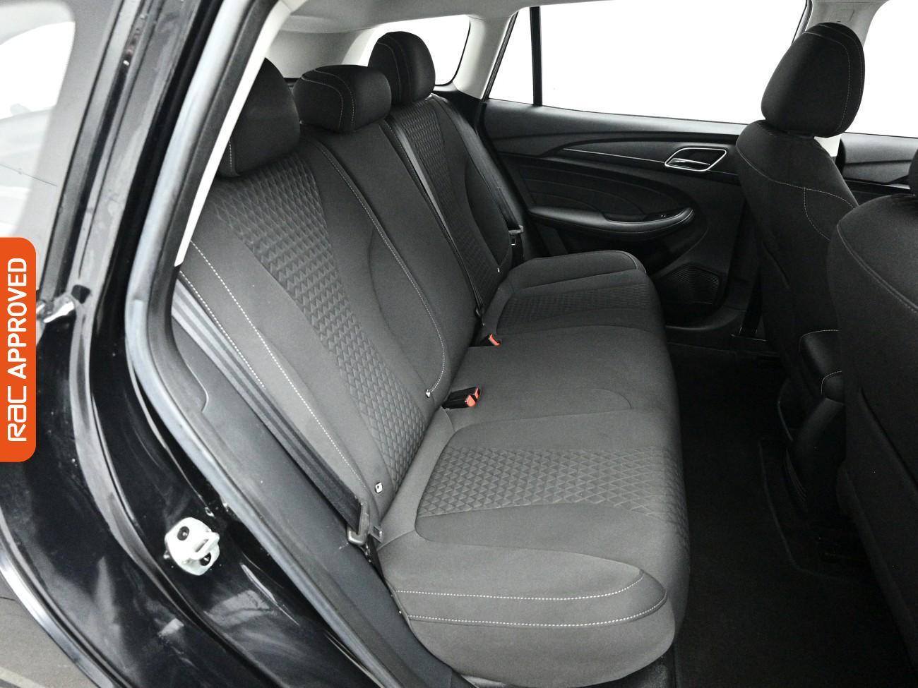 MG MG5 view 14