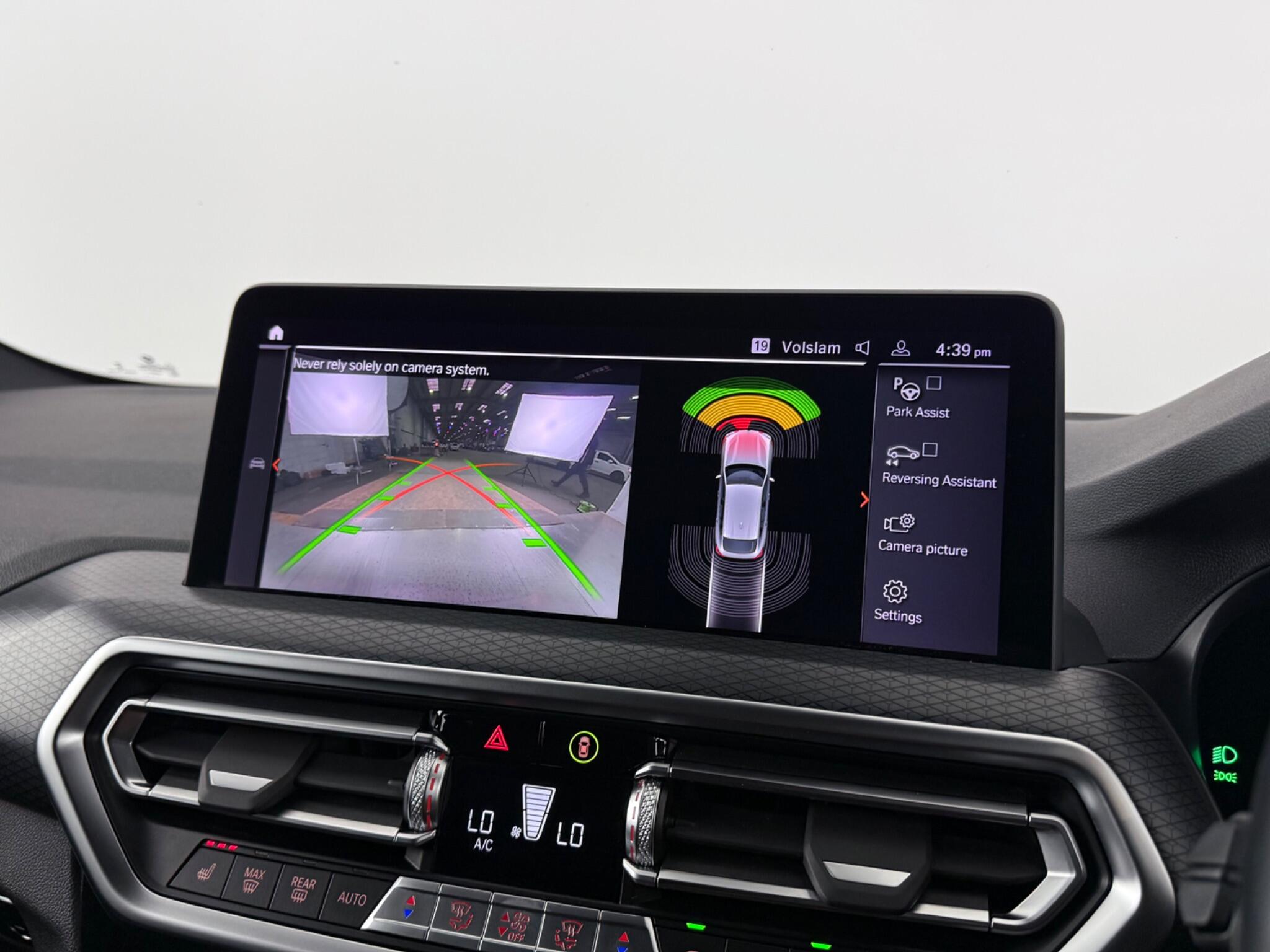 BMW X4 view 31