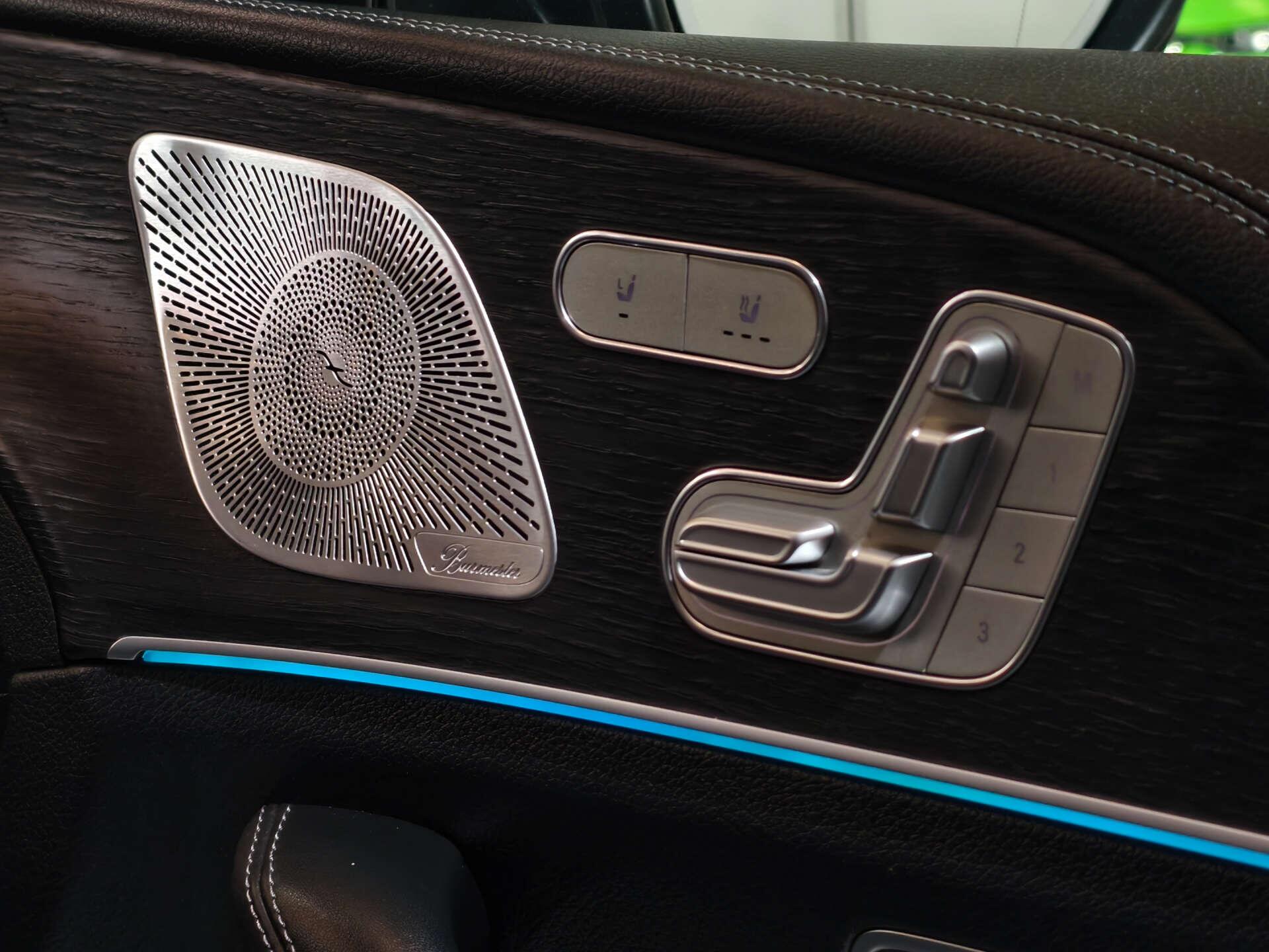 Mercedes-Benz Gle view 25