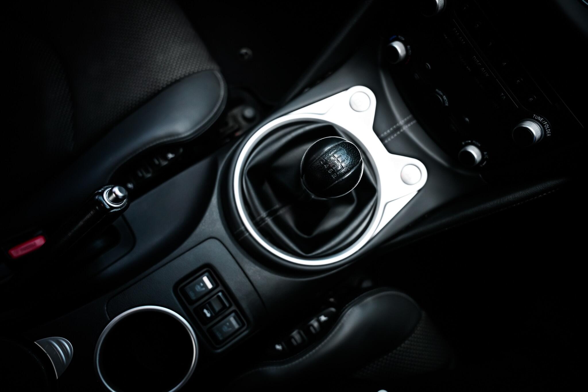 Nissan 370z view 5