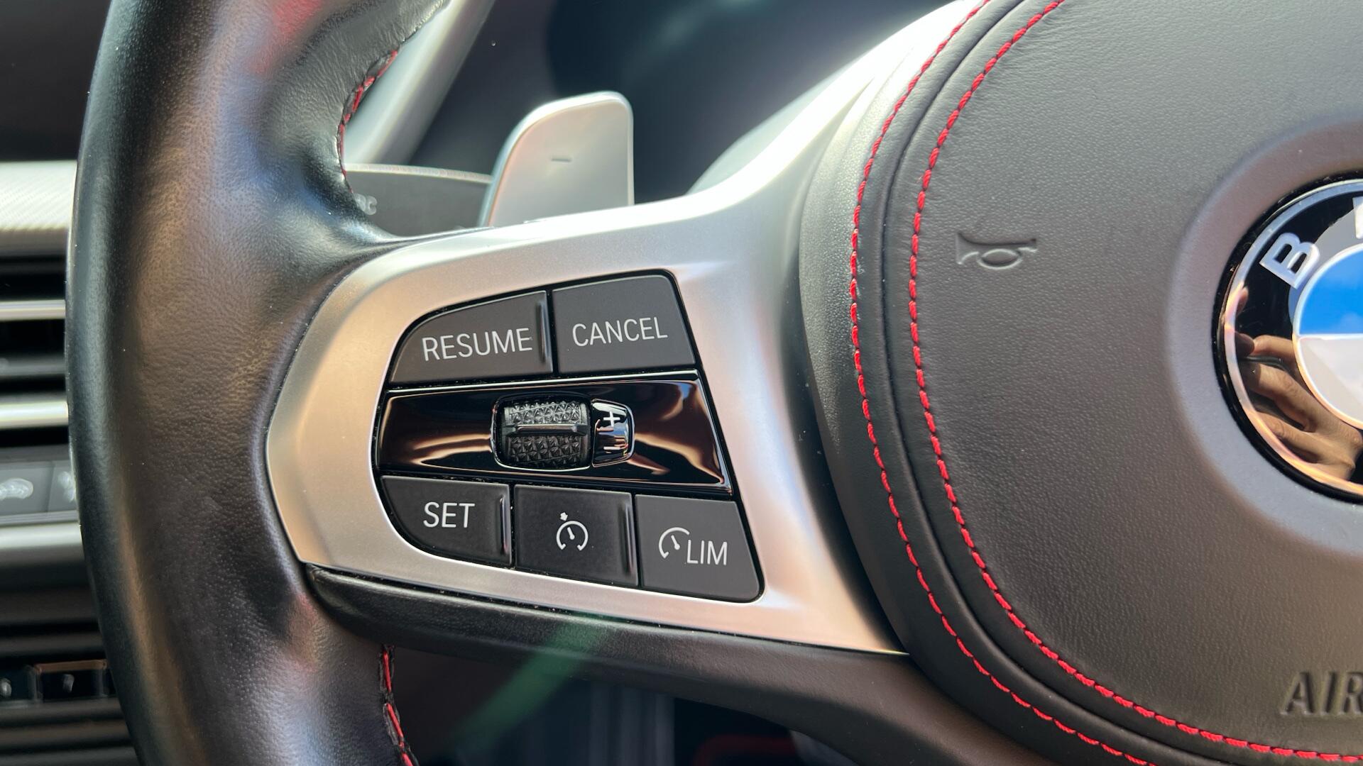 BMW 1 Series view 17