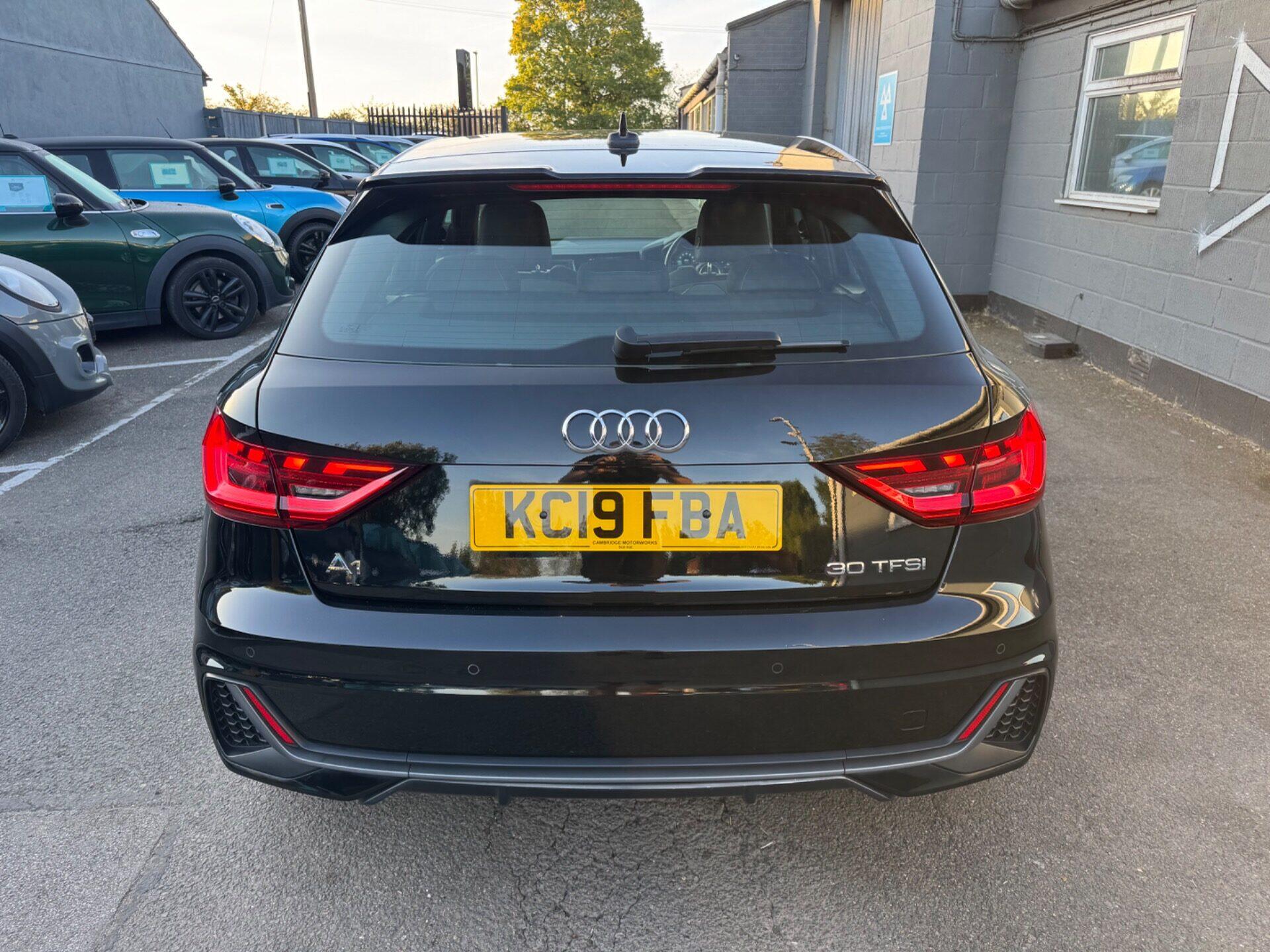 Audi A1 view 12