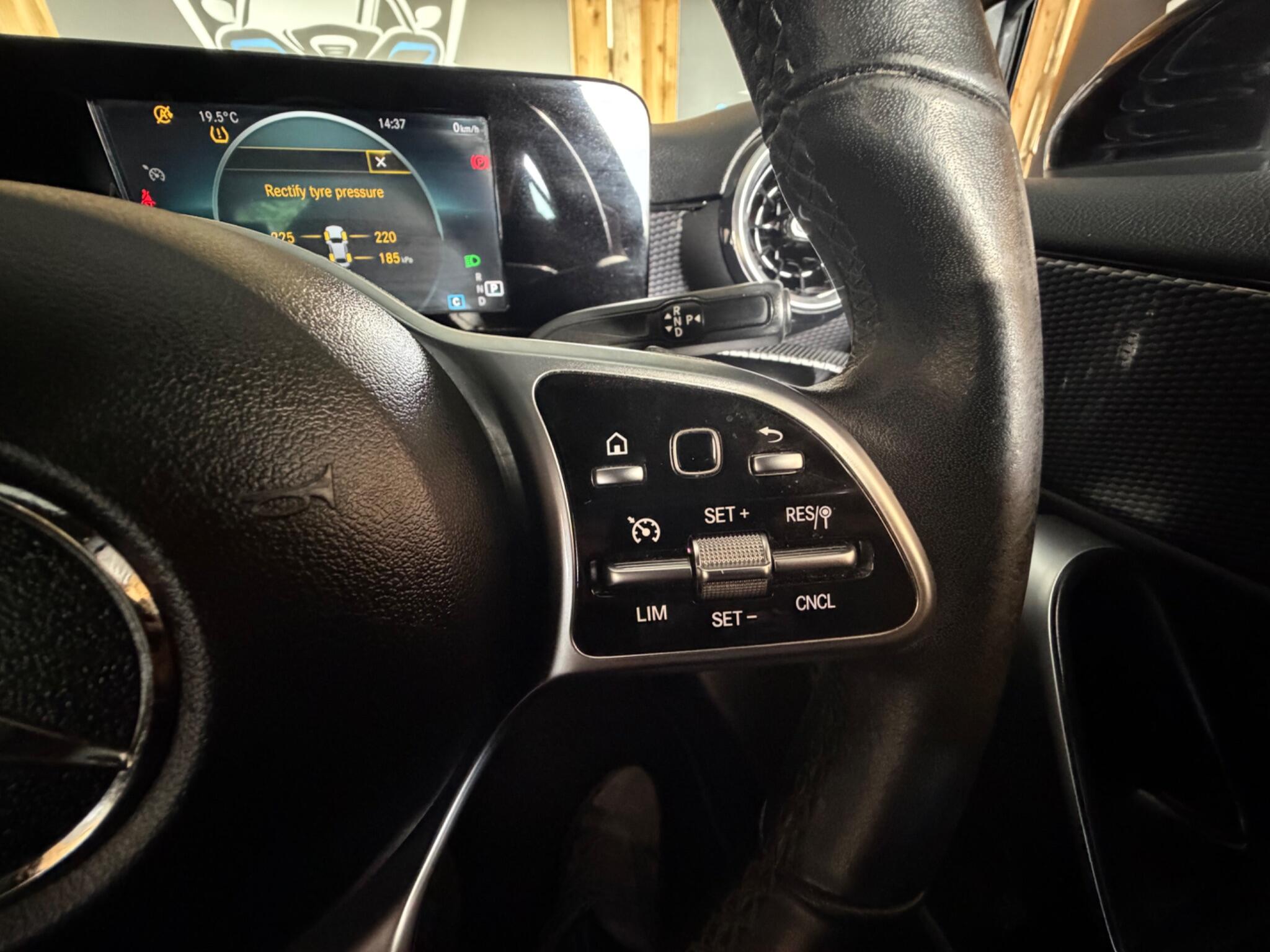 Mercedes-Benz A-Class view 27