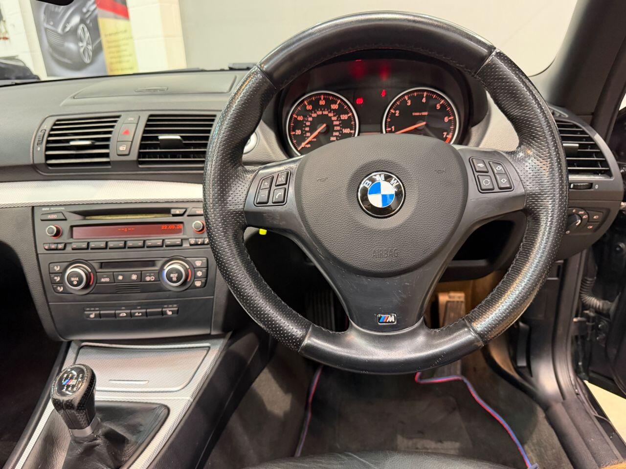 BMW 1 Series view 17