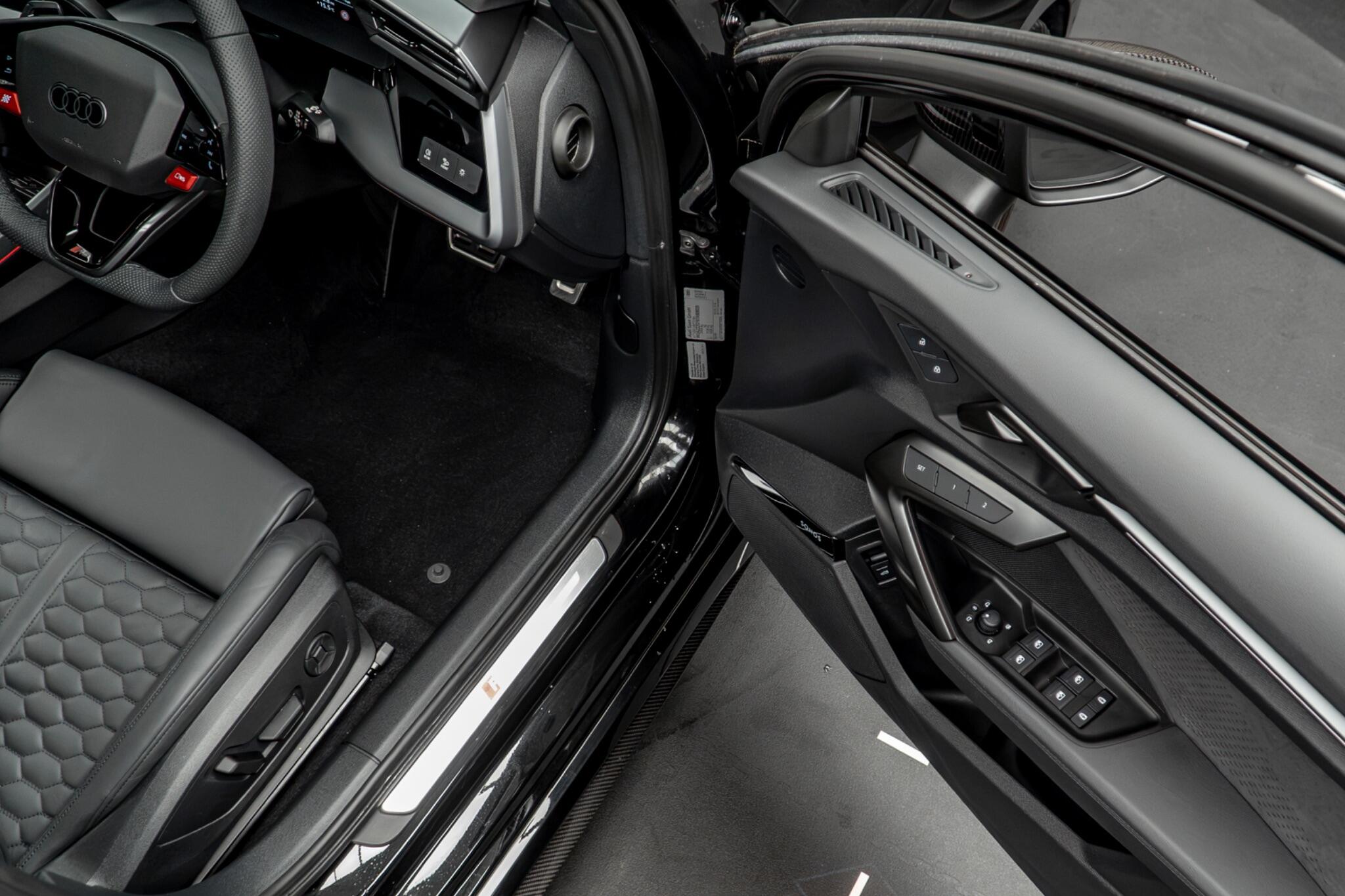 Audi RS3 view 29