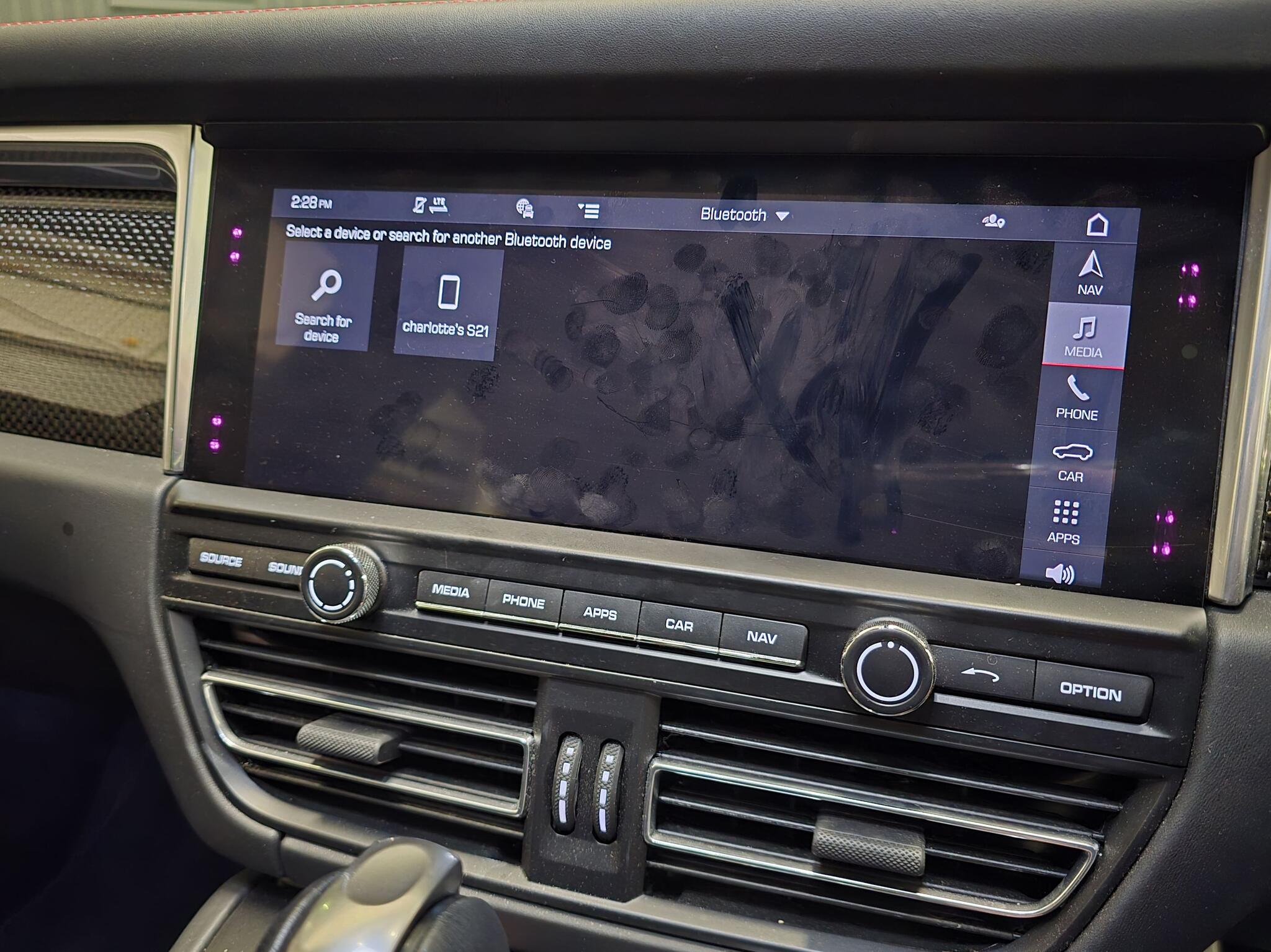 Porsche Macan view 17