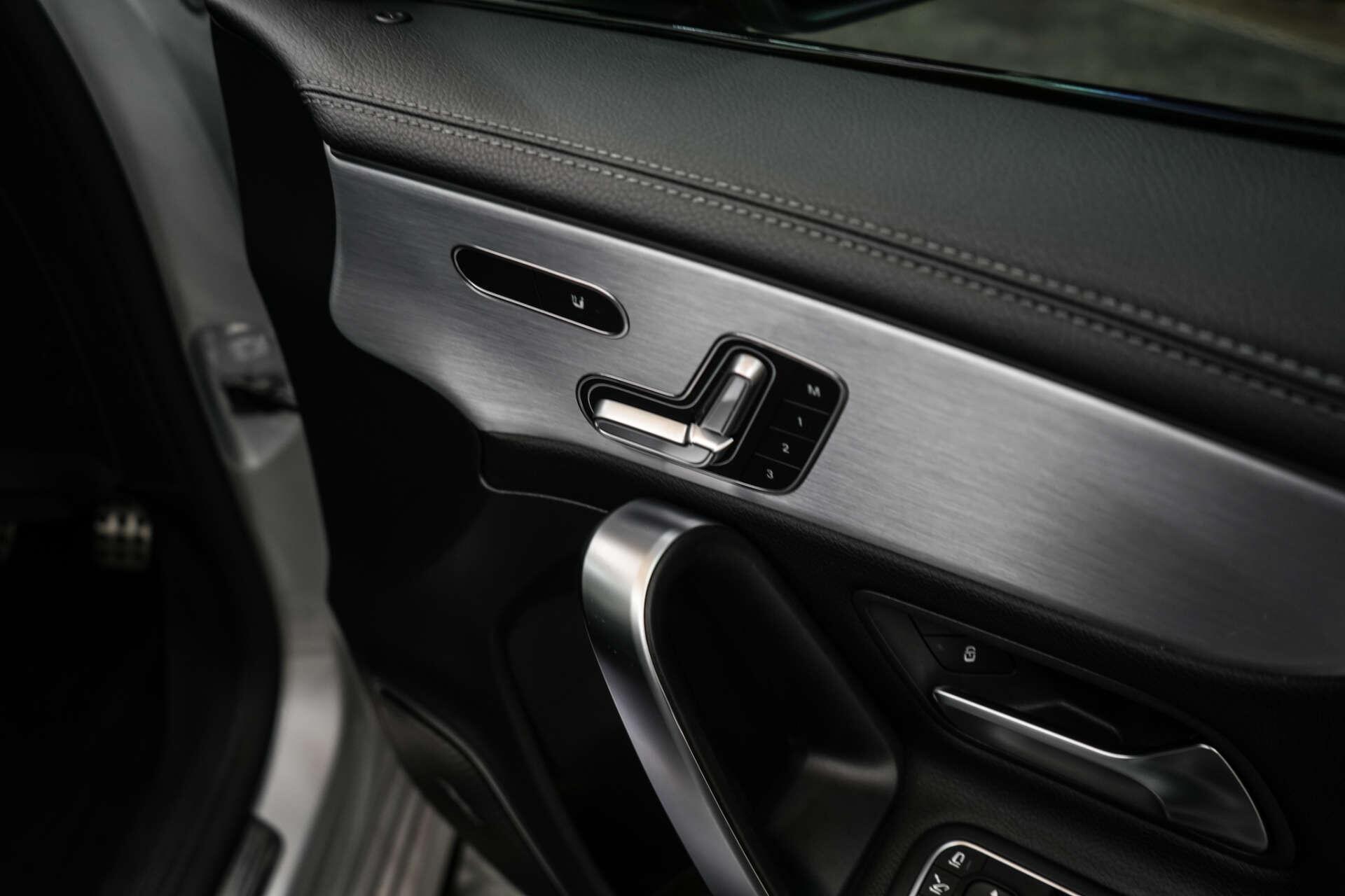 Mercedes-Benz A Class view 20