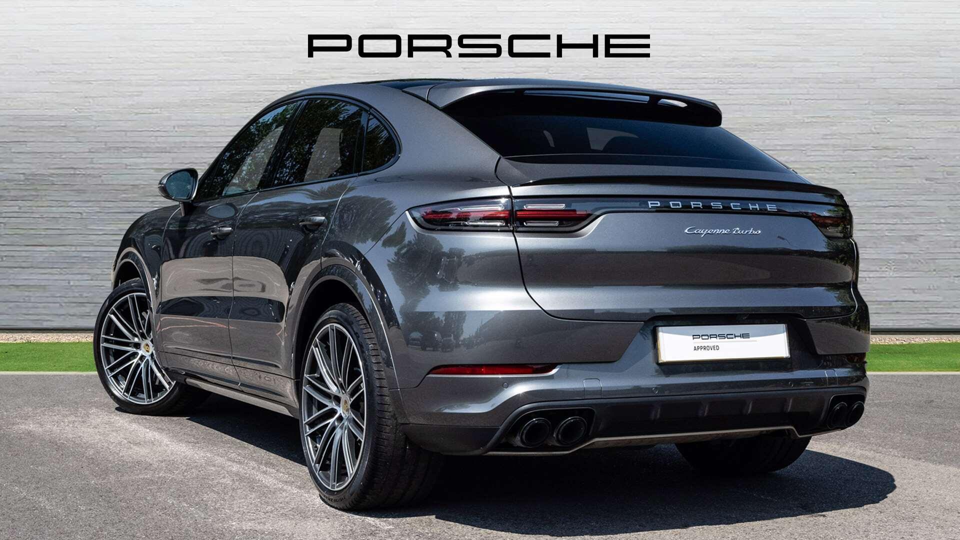 Porsche Cayenne view 5