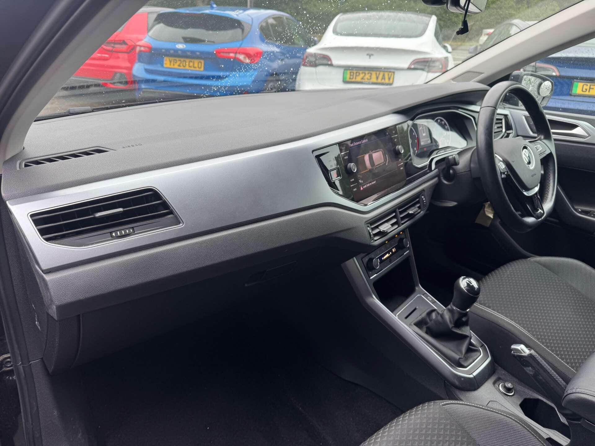 Volkswagen Polo view 16