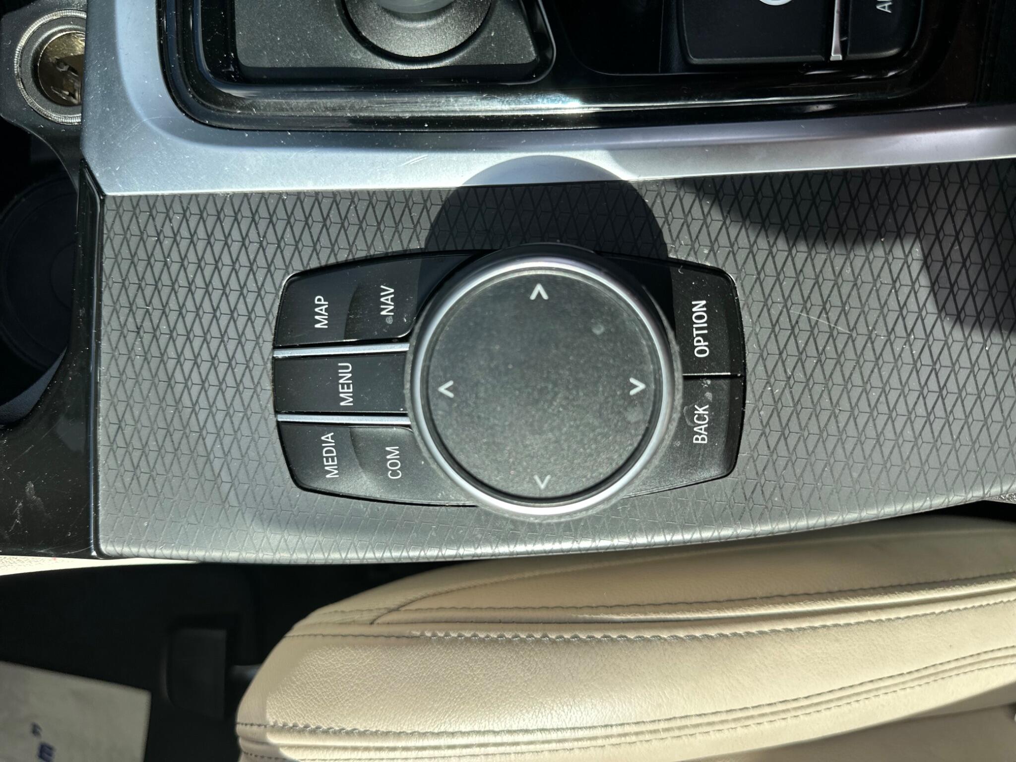 BMW X4 view 19
