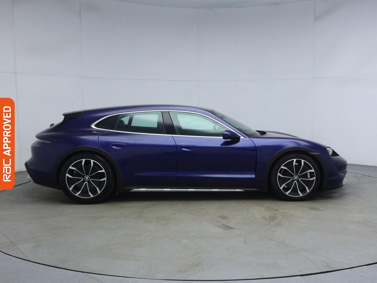 Porsche Taycan view 7