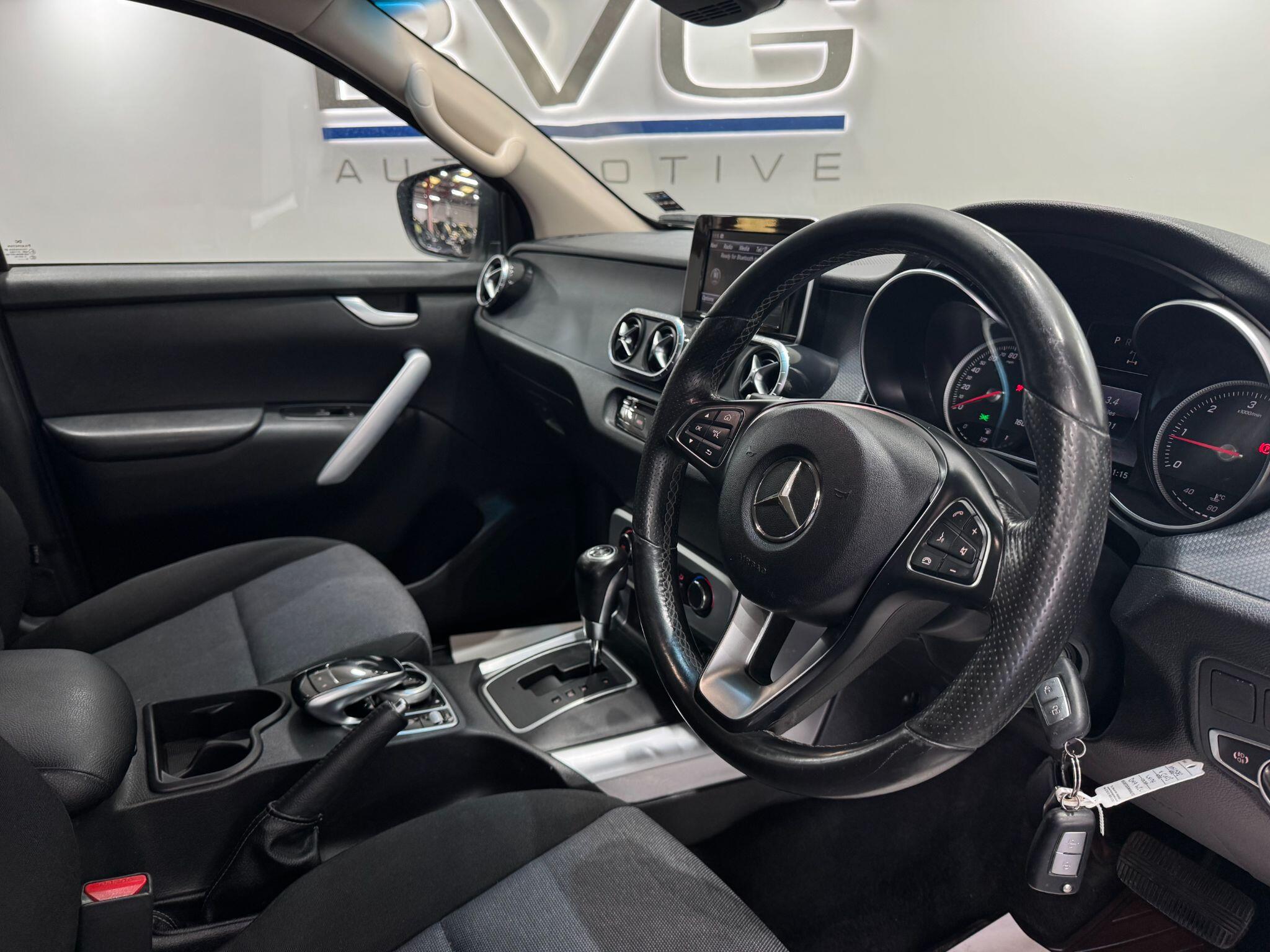 Mercedes-Benz X-Class view 26