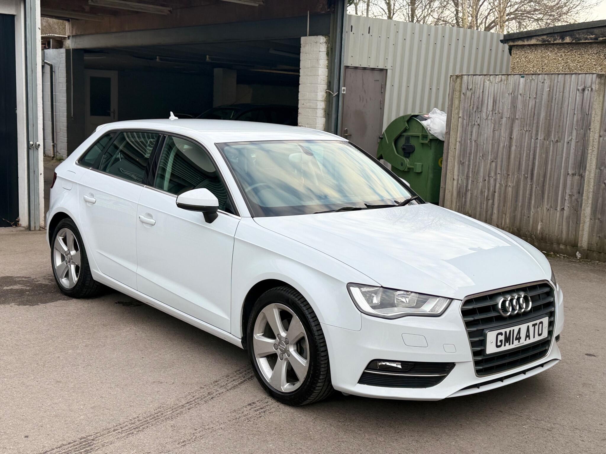 2014 Audi A3 1.4 TFSI Sport Sportback S Tronic Euro 5 (s/s) 5dr image 2