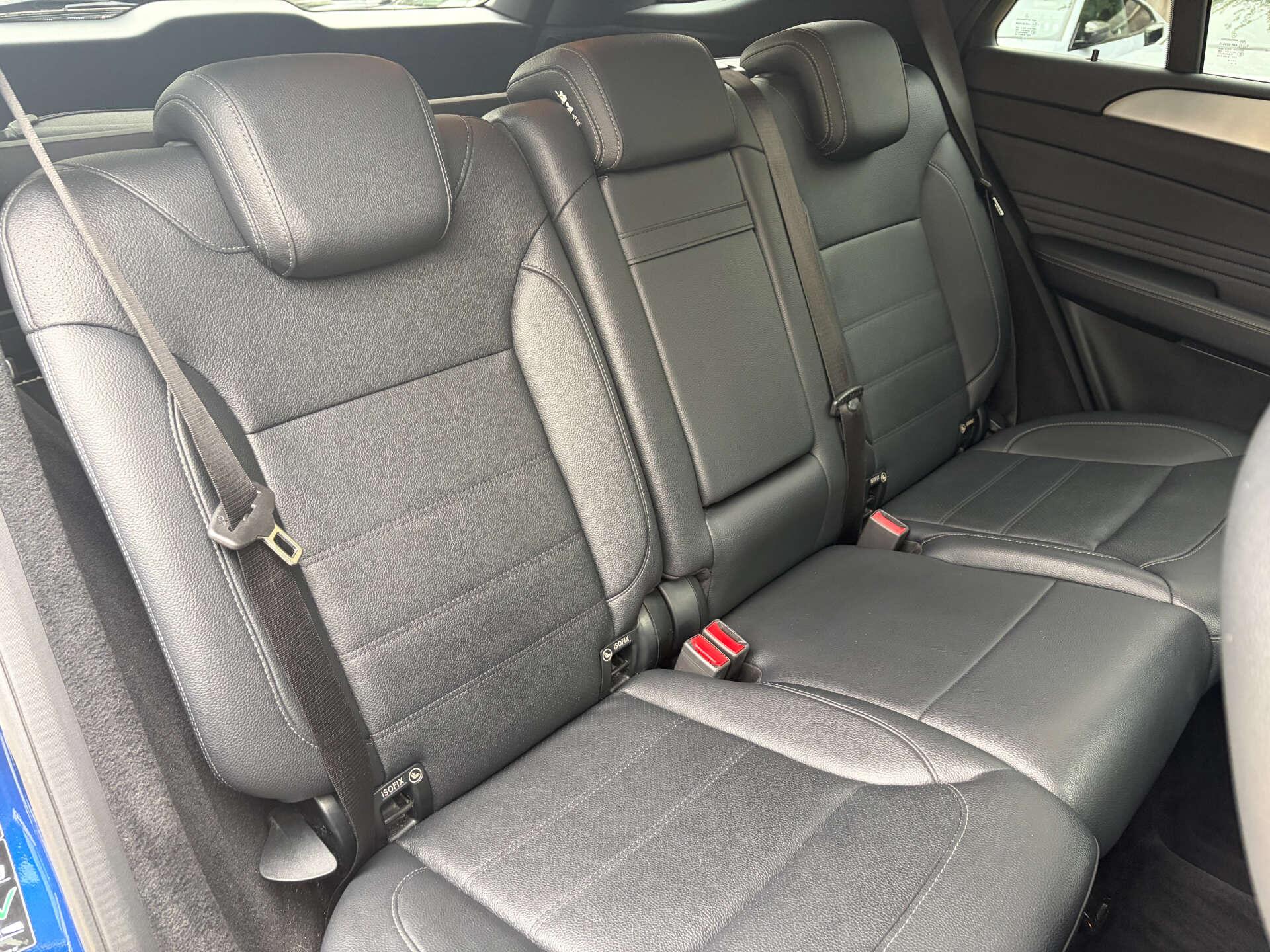 Mercedes-Benz Gle view 26