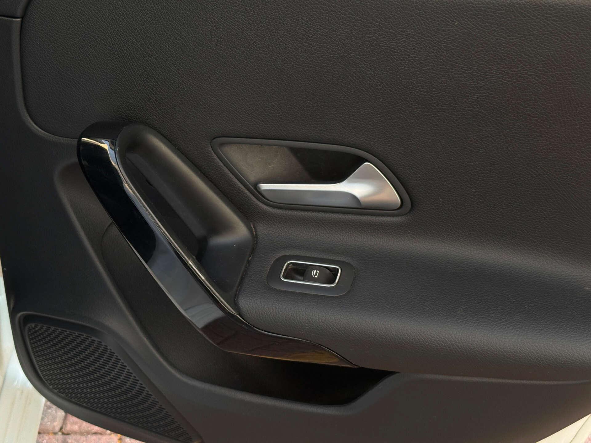 Mercedes-Benz A Class view 26