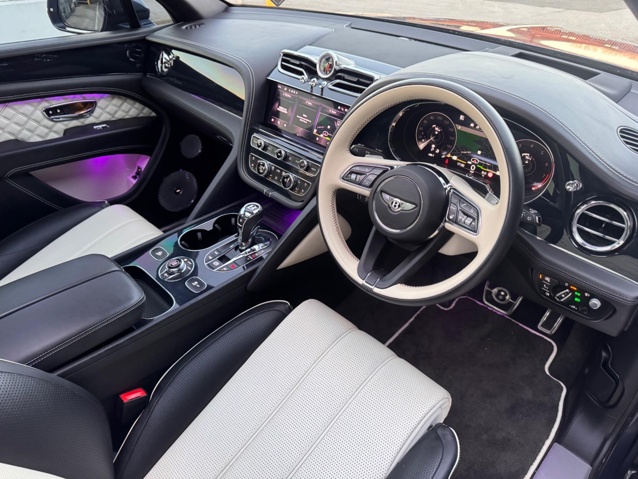 Bentley Bentayga view 4