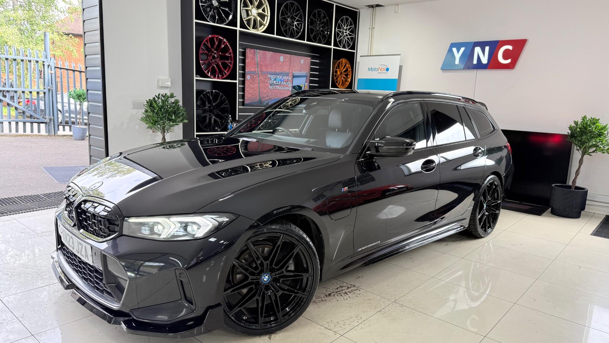 BMW 3 Series view 5