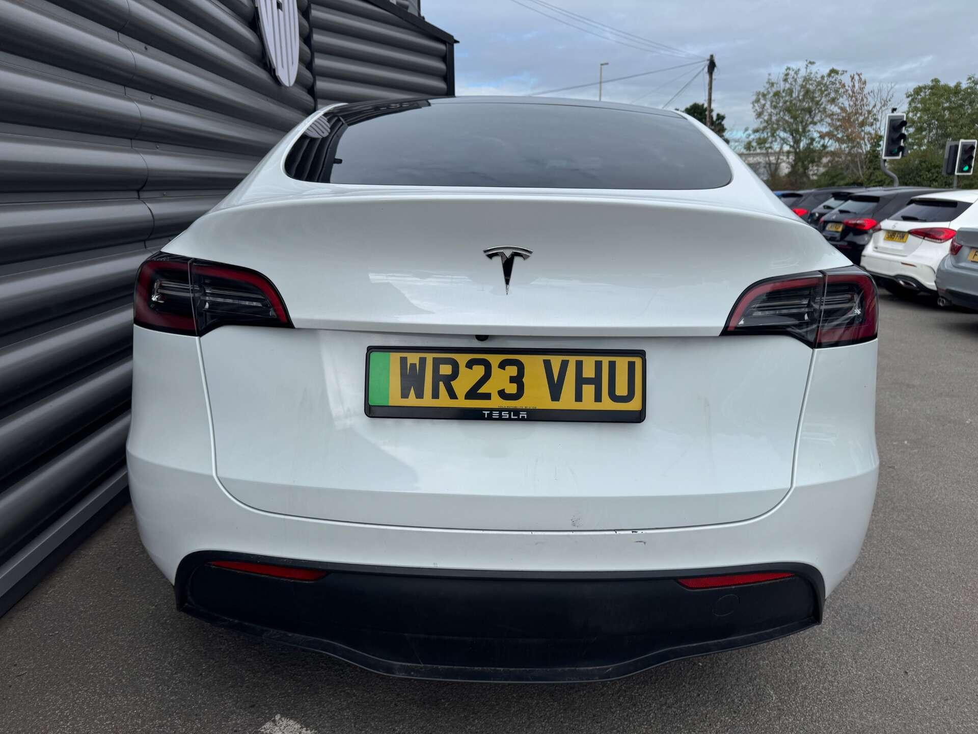 Tesla Model Y view 4