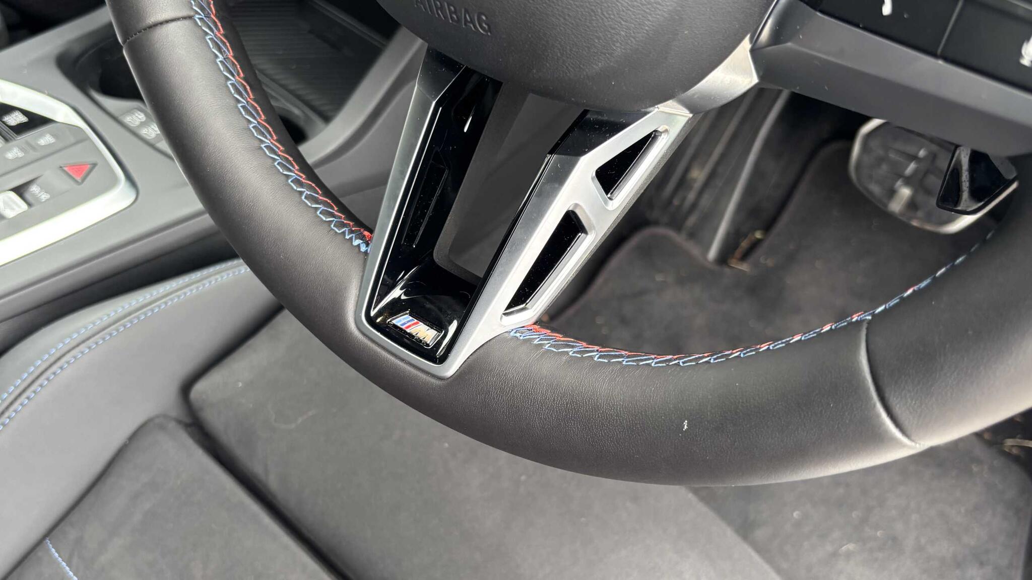 BMW 1 Series view 8